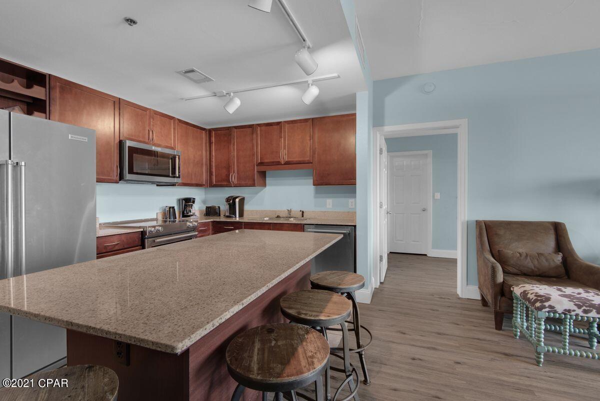 Laketown Wharf - Residential