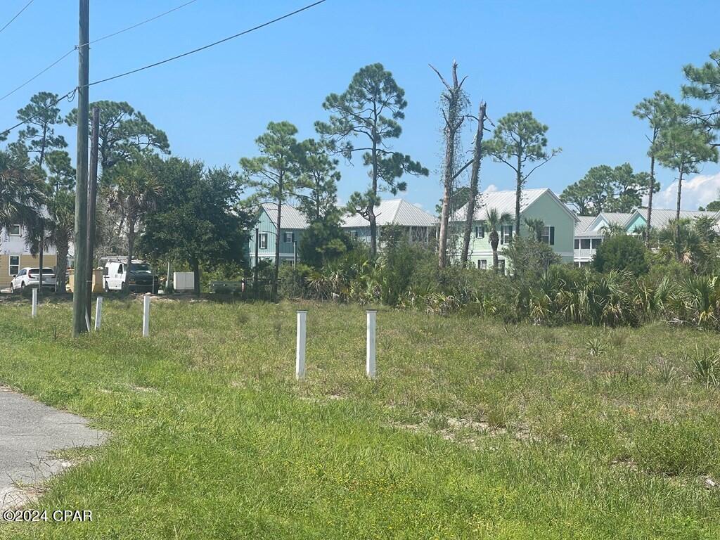 Barefoot Cottages - Land