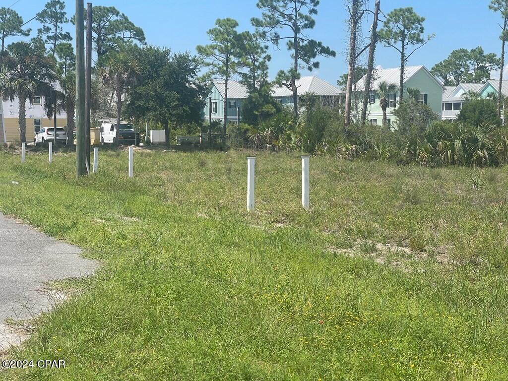 Barefoot Cottages - Land