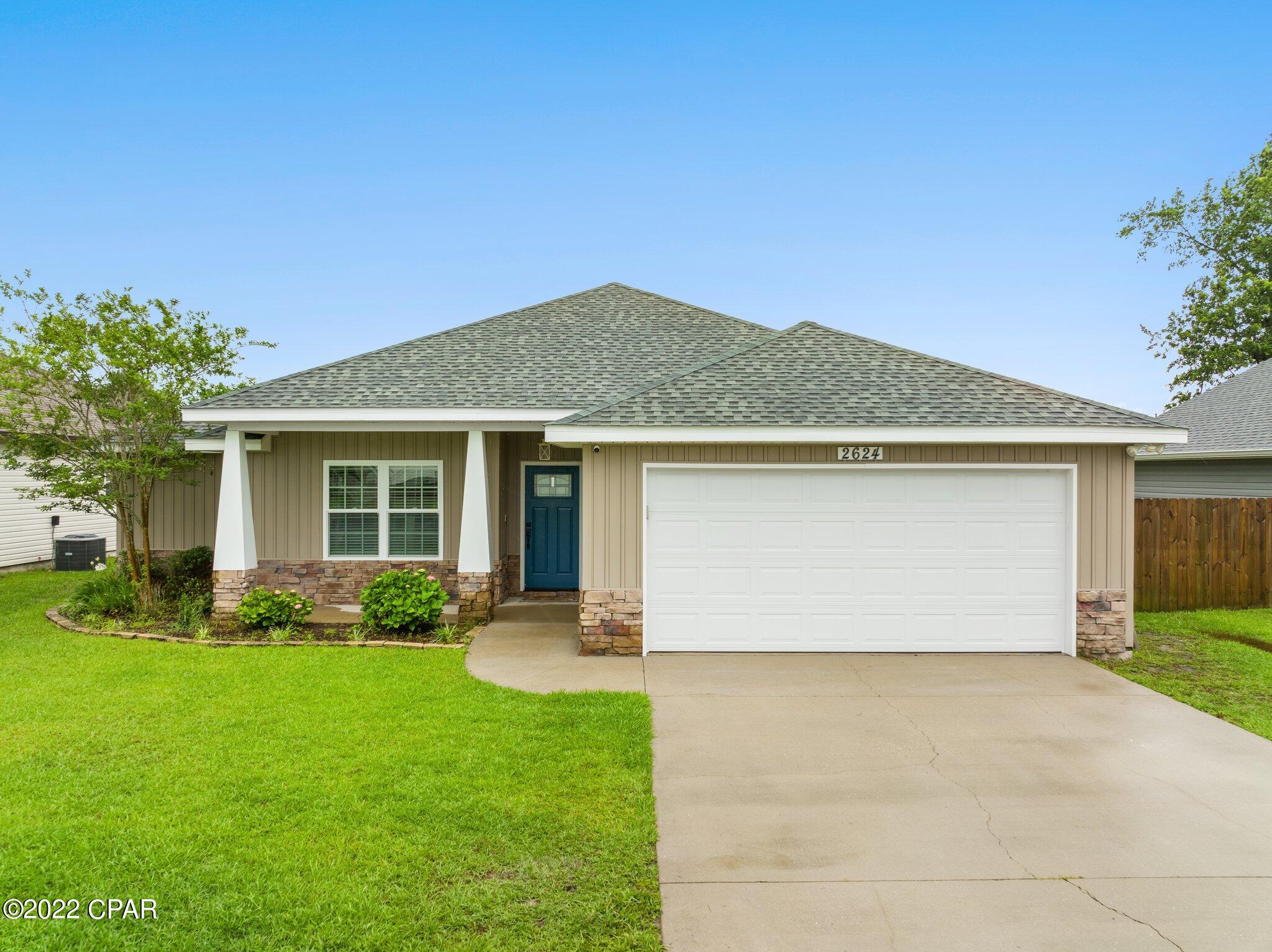 The Pines Of Lynn Haven - Residential