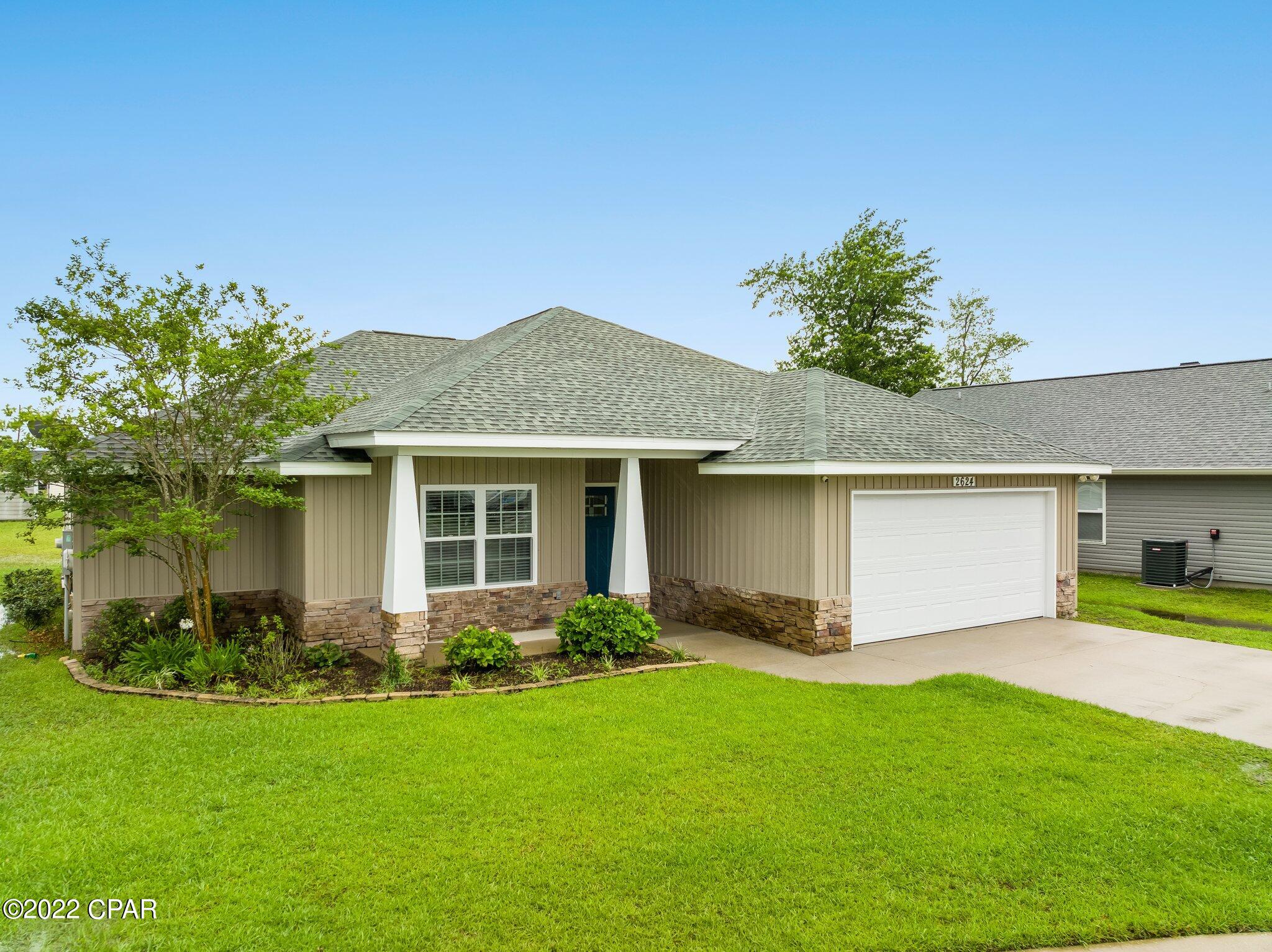 The Pines Of Lynn Haven - Residential