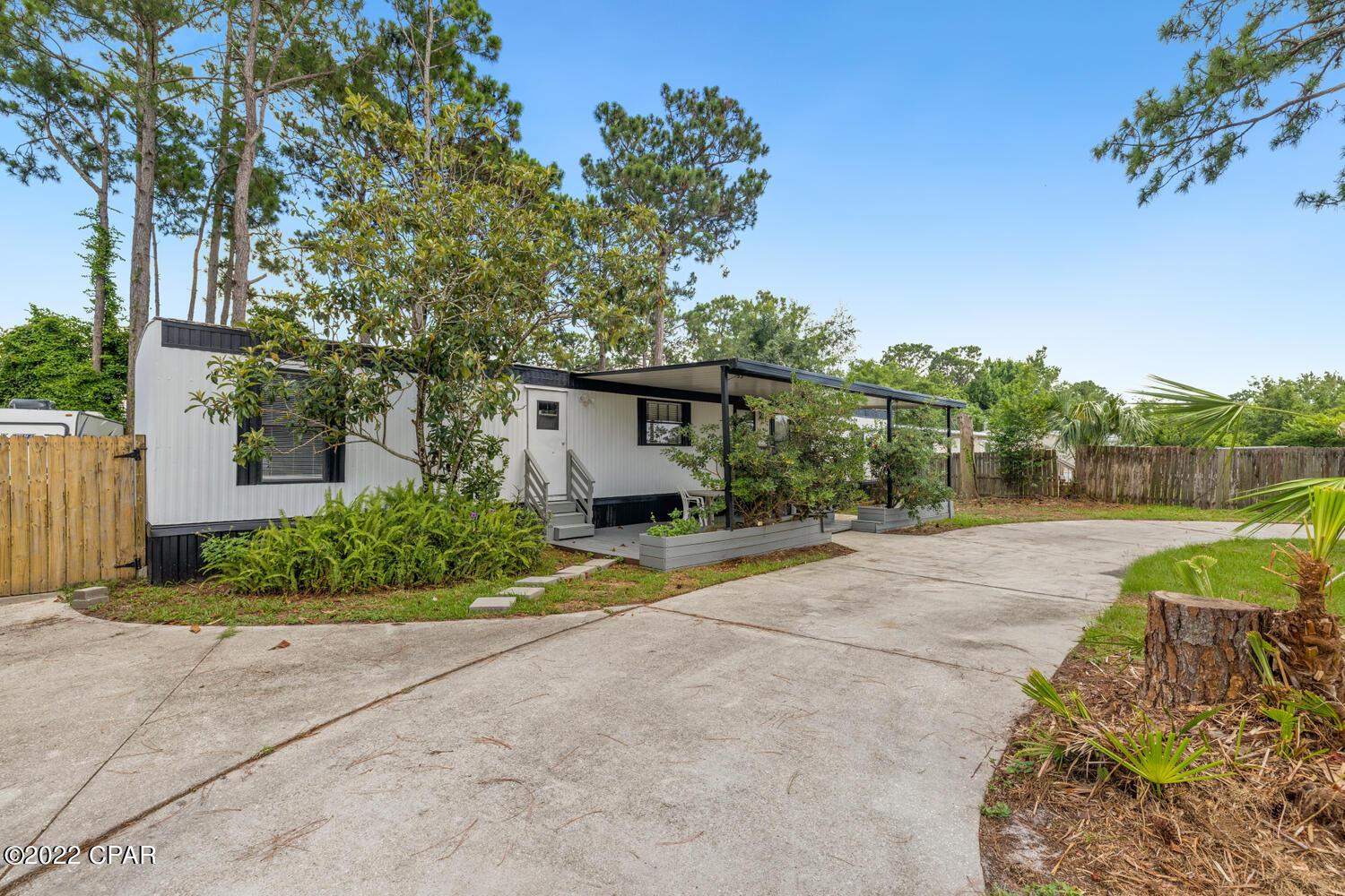 North Lagoon Oaks 4th - Residential