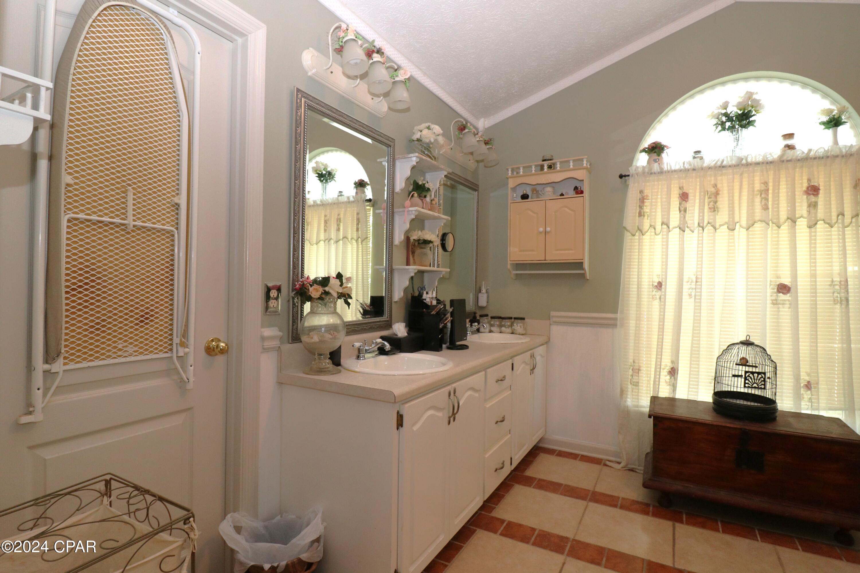 Indian Creek Village Ph II - Residential