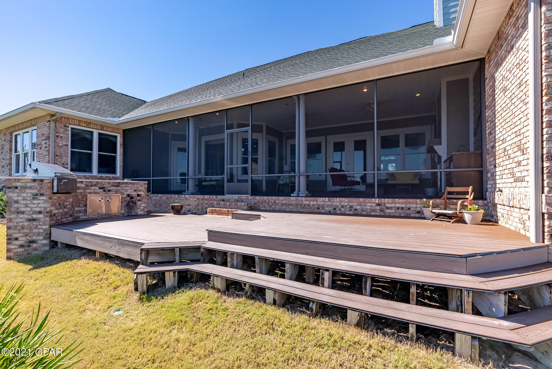 Laird Bayou - Residential