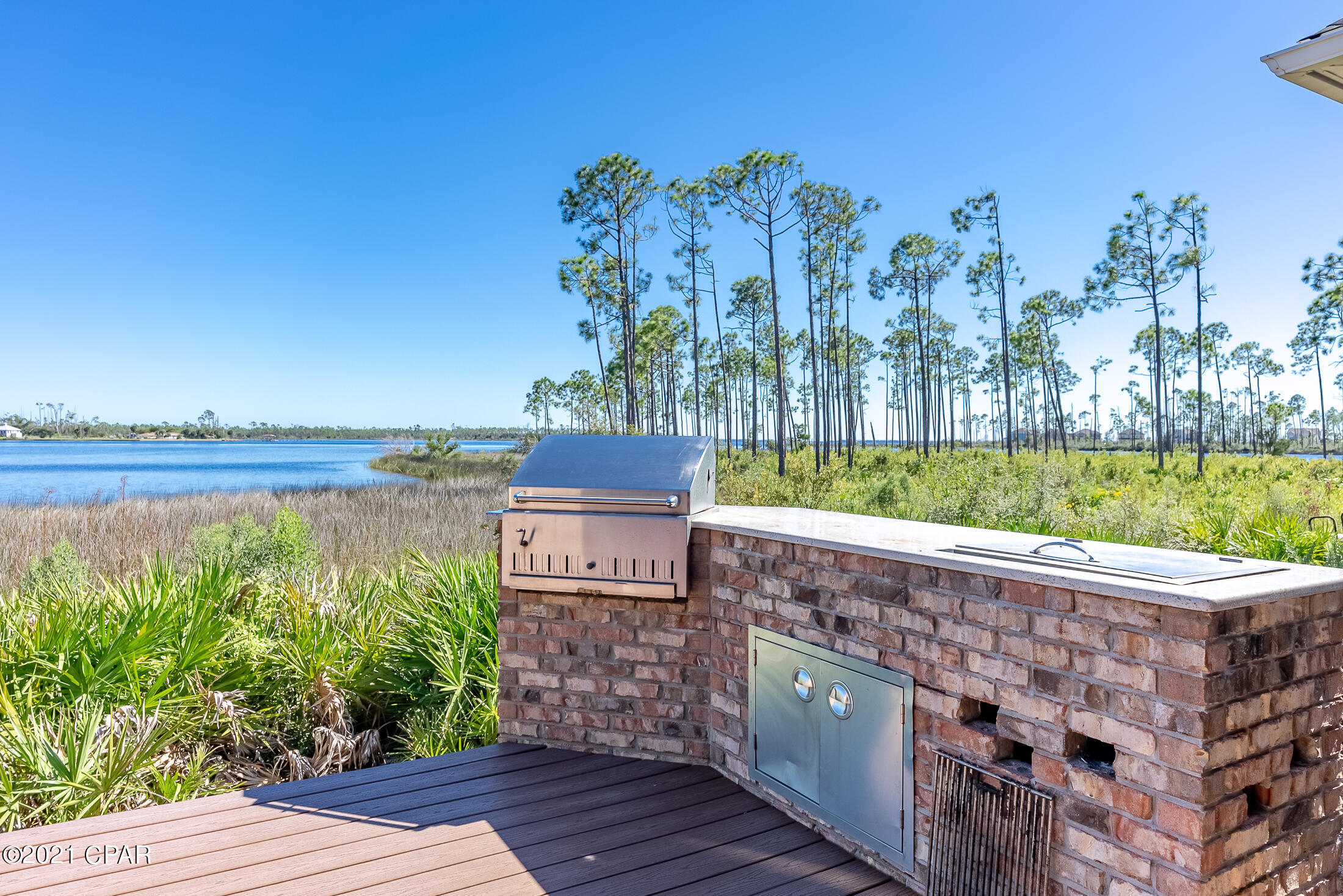 Laird Bayou - Residential