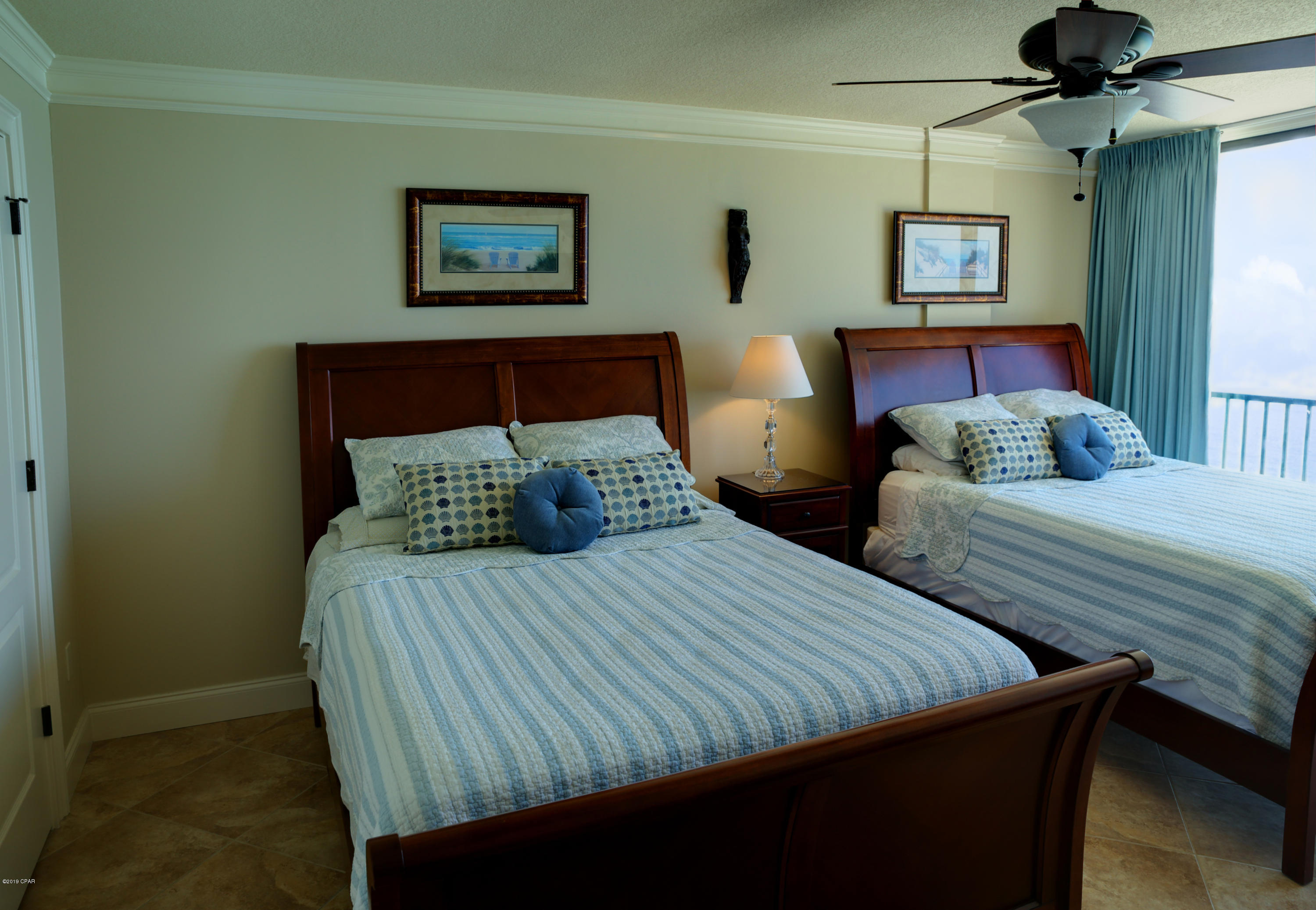 Seachase Condo - Residential