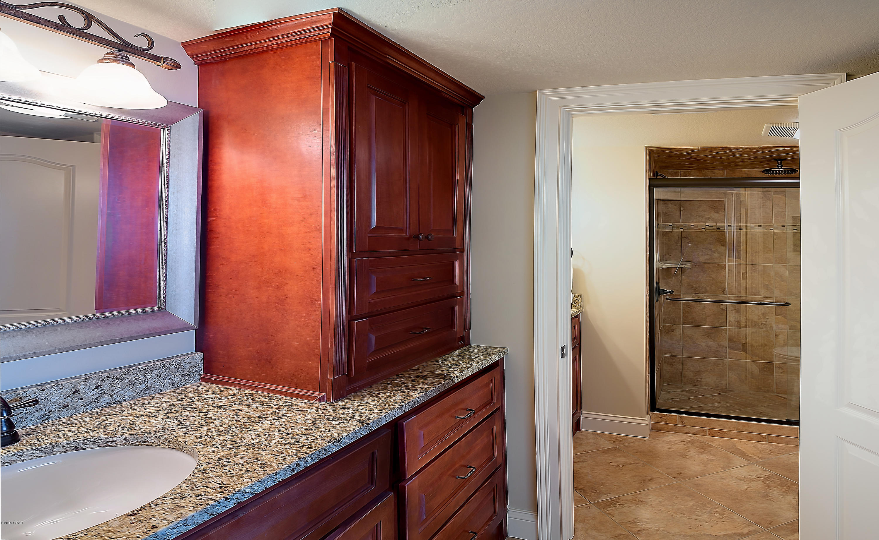 Seachase Condo - Residential