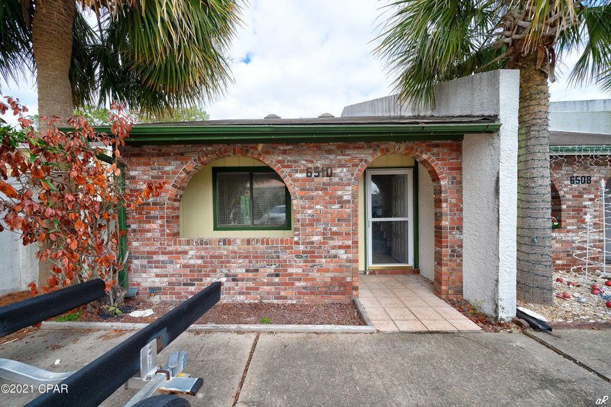 Application will be required before showing.

This townhouse is conveniently located on North Lagoon Dr. This 2 bedroom 1.5 bath town house has brand new carpet and new paint throughout. This town house has a nice fenced in yard.