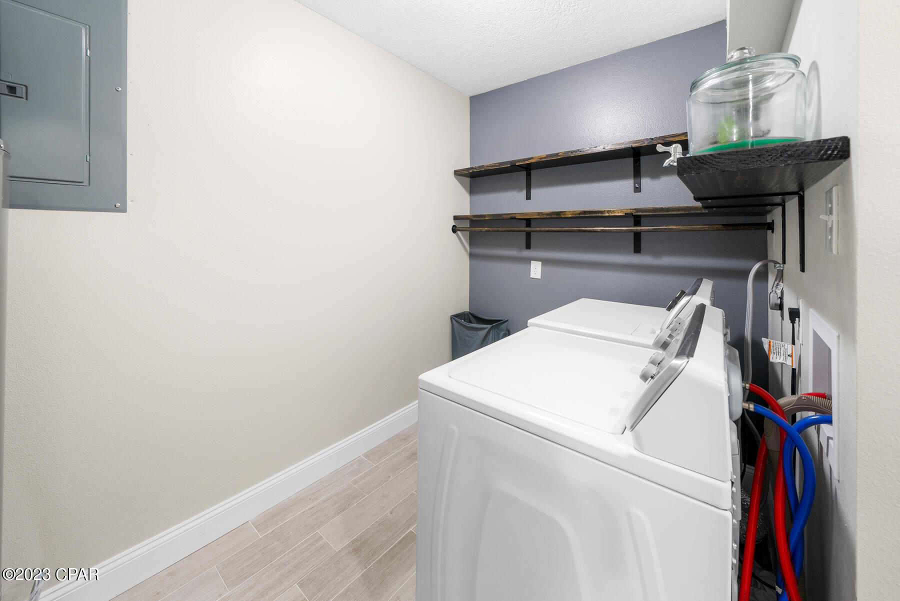 Lannie Rowe Lake Ests - Residential