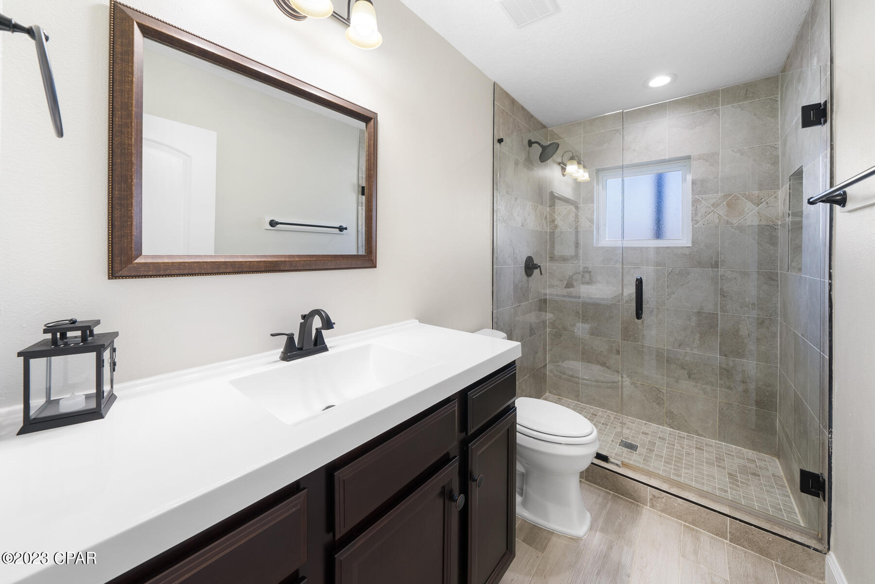 Lannie Rowe Lake Ests - Residential