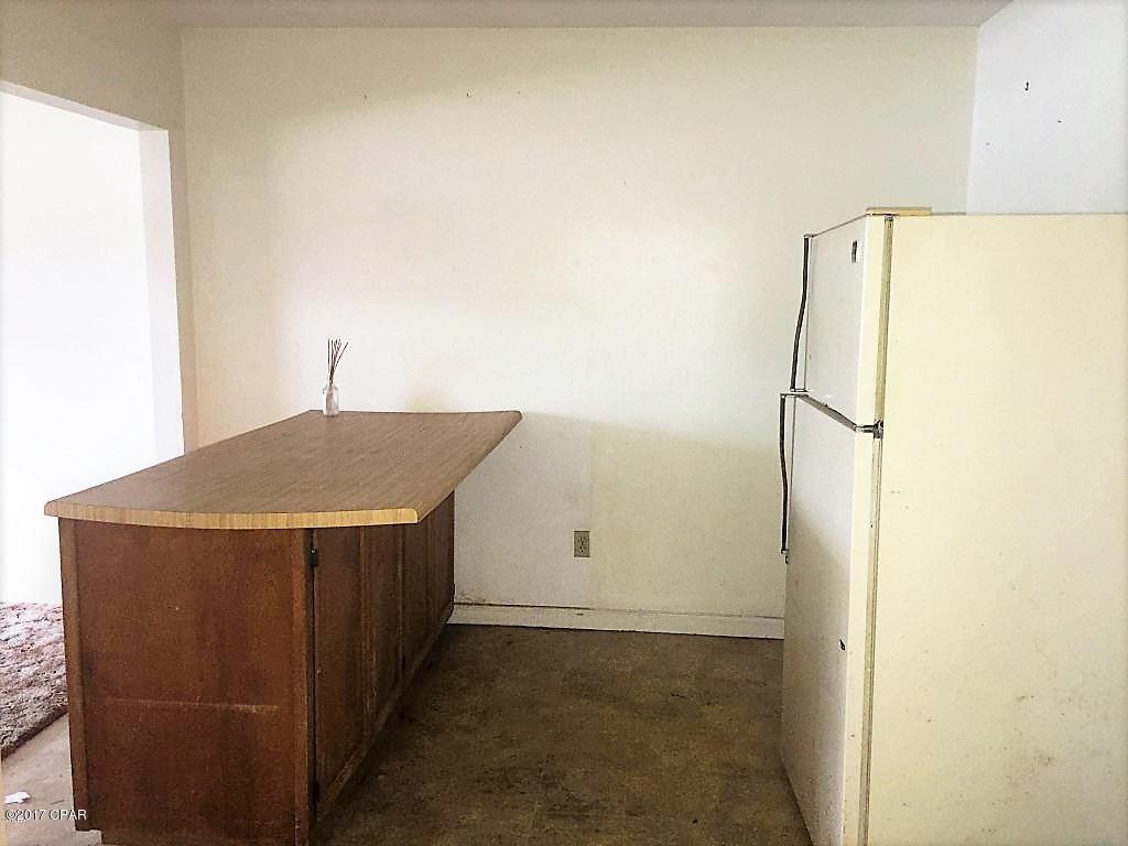 Wh Parker - Residential