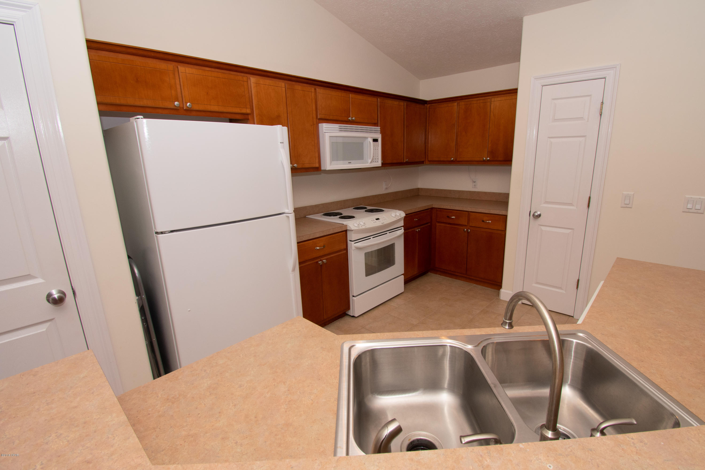 Prows Lynn Haven Replat - Residential