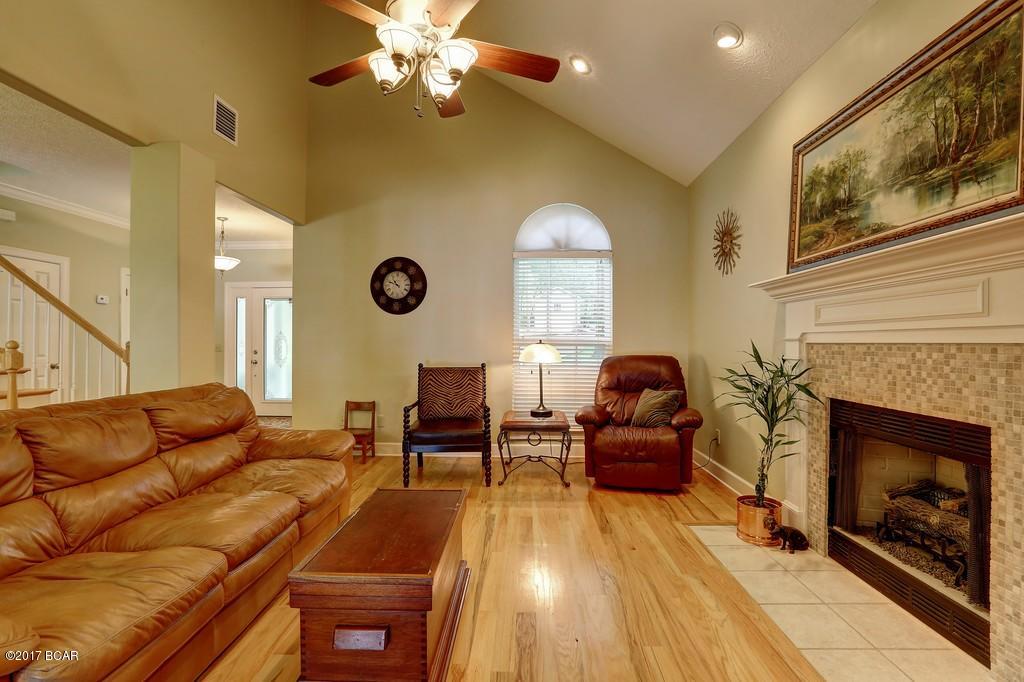 Leisure Lakes - Residential