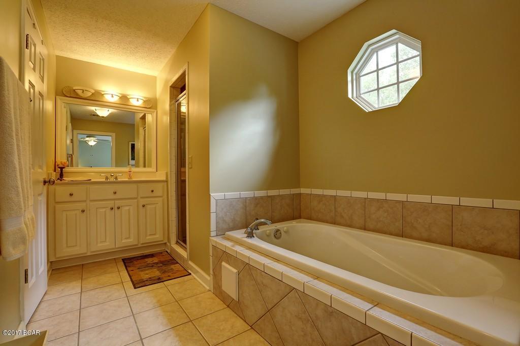 Leisure Lakes - Residential