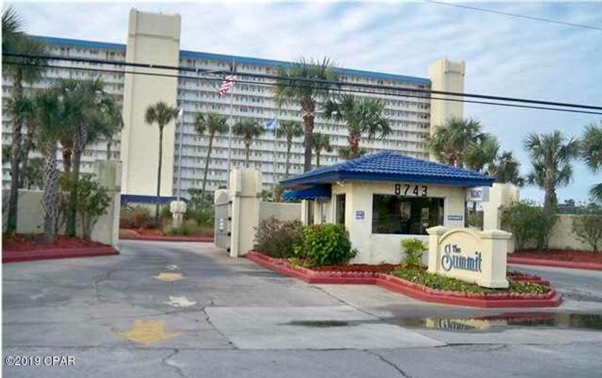 Located on the desired 2nd Floor, this 1 Bedroom +BunksUnit is ready to move in. Fantastic views of the Gulf and Pools. The Amenities are plentiful at The Summit. Outdoor Pools, Wade Pool, Hot Tubs, Fitness Center, Saunas,Showers, Shuffle Board, Basketball Court,Tennis Courts, Tiki Bar, Bikini Bob'sRestaurant, Market, Picnic Area, Grills, Activity Lounge, Ice Machine, Mail Room, Rental Office, Homeowners Office, Huge Parking Lot, 4 Elevators, and loads of Entertainment within walking distance.