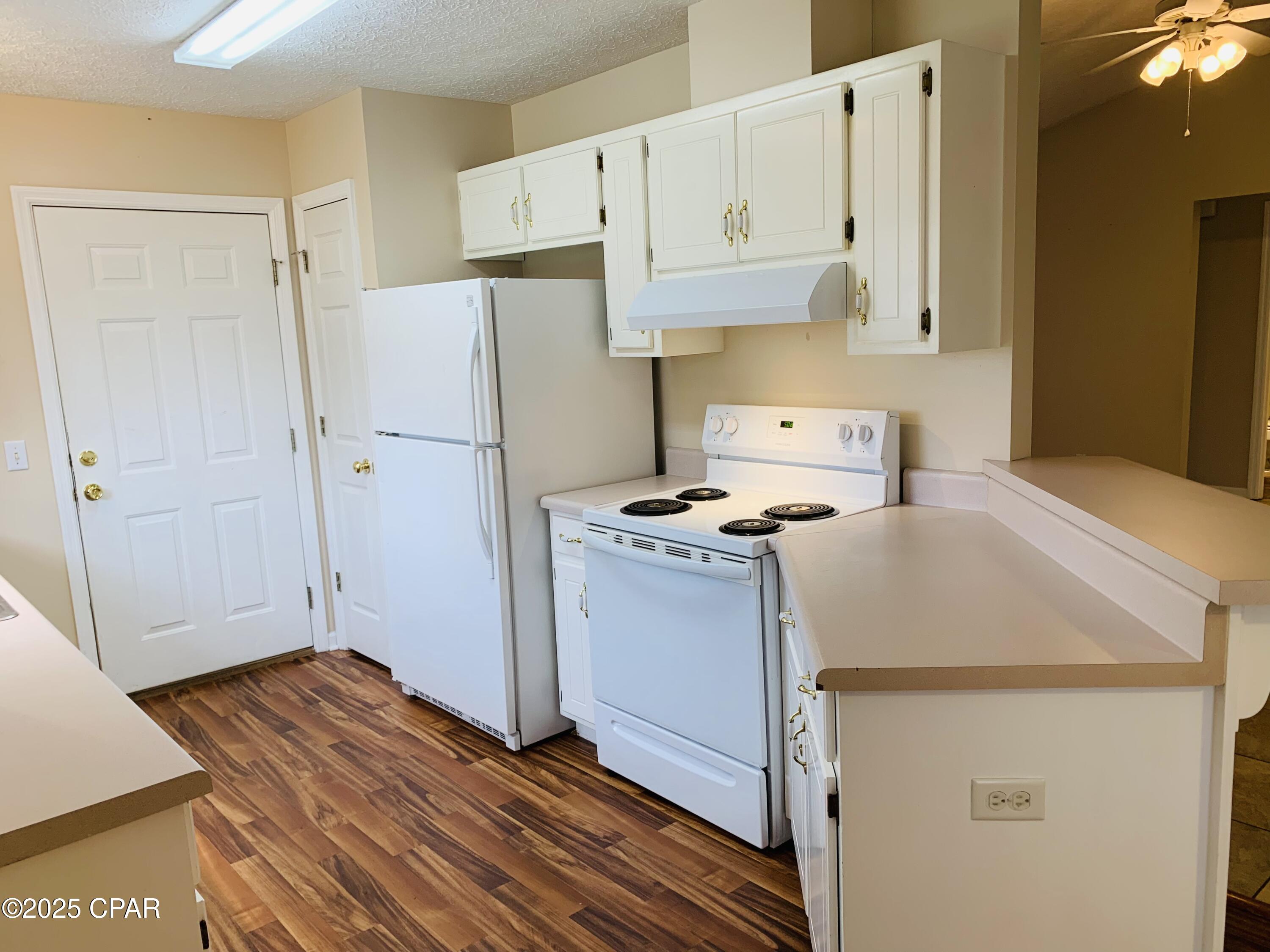 Lynn Pointe South - Residential