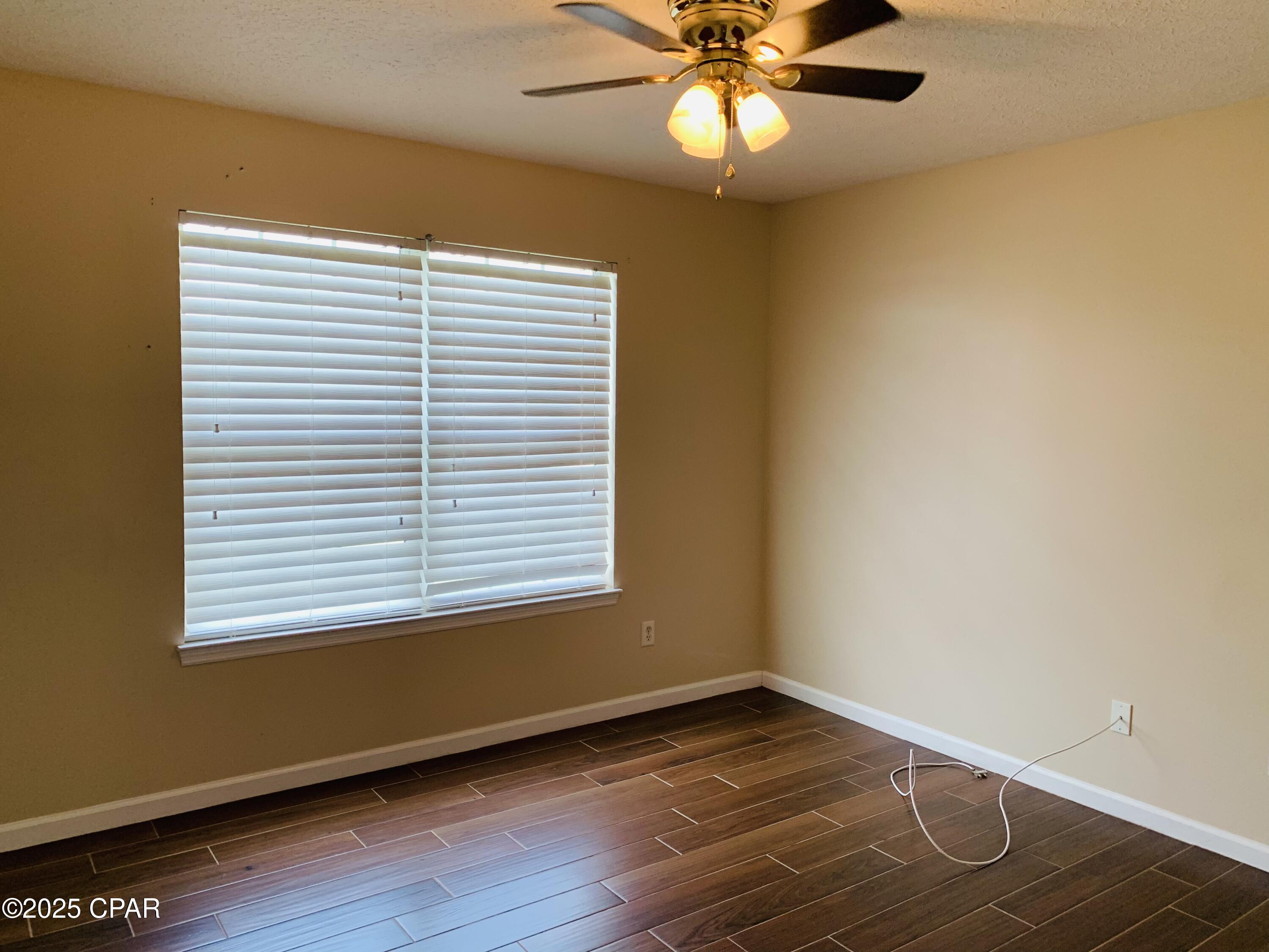 Lynn Pointe South - Residential