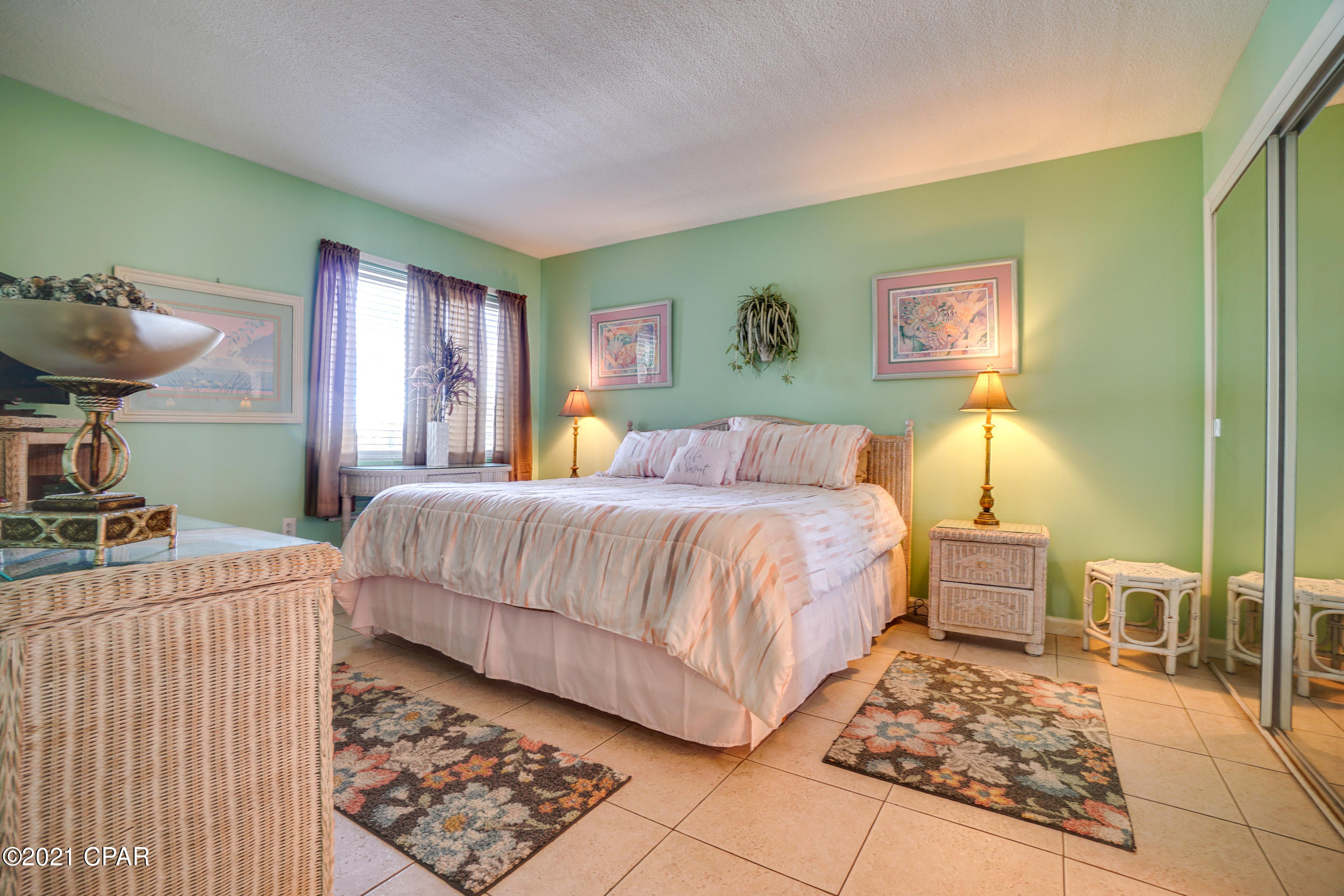 Mariner East Condo - Residential