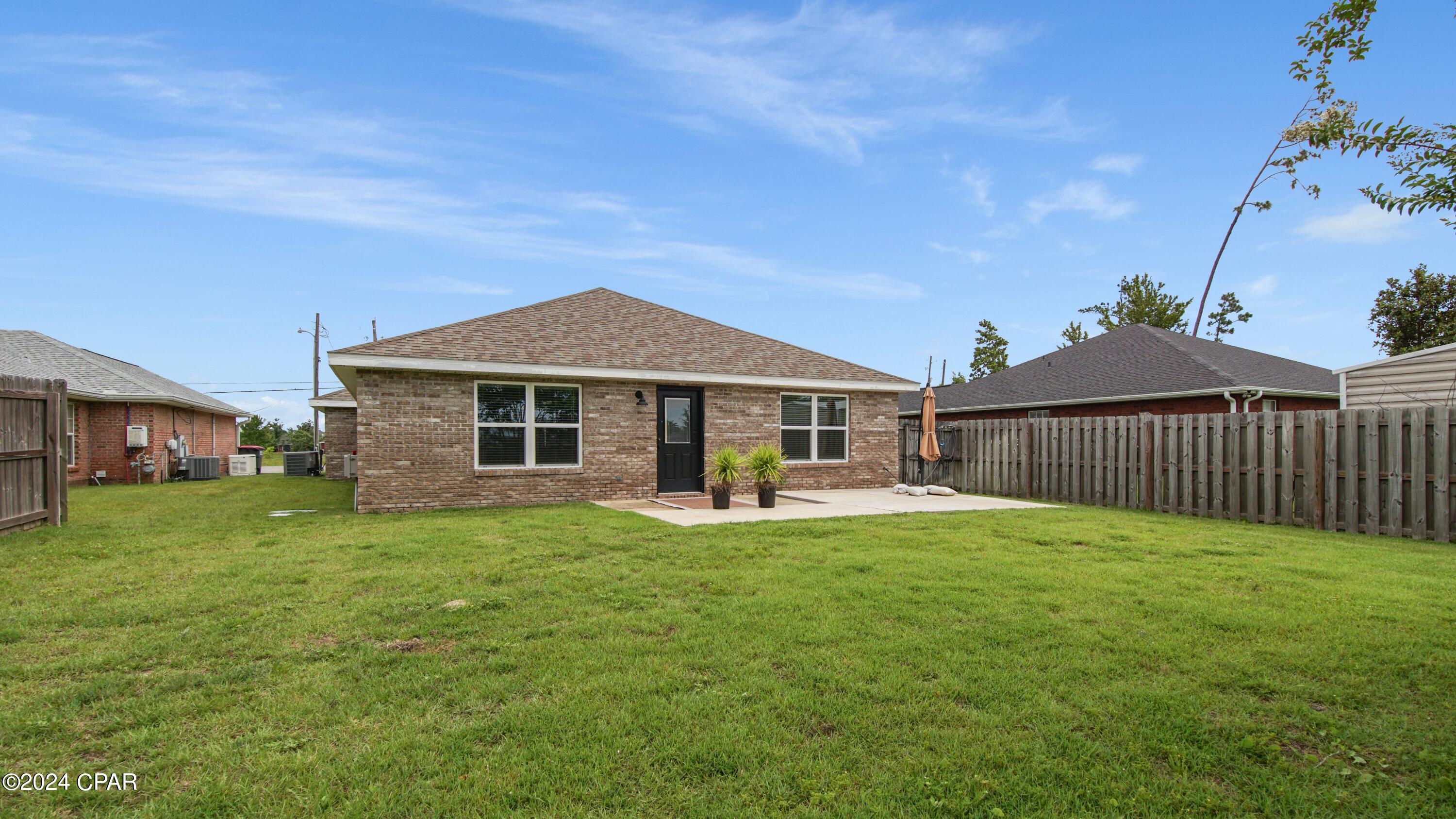 [No Recorded Subdiv] - Residential Lease