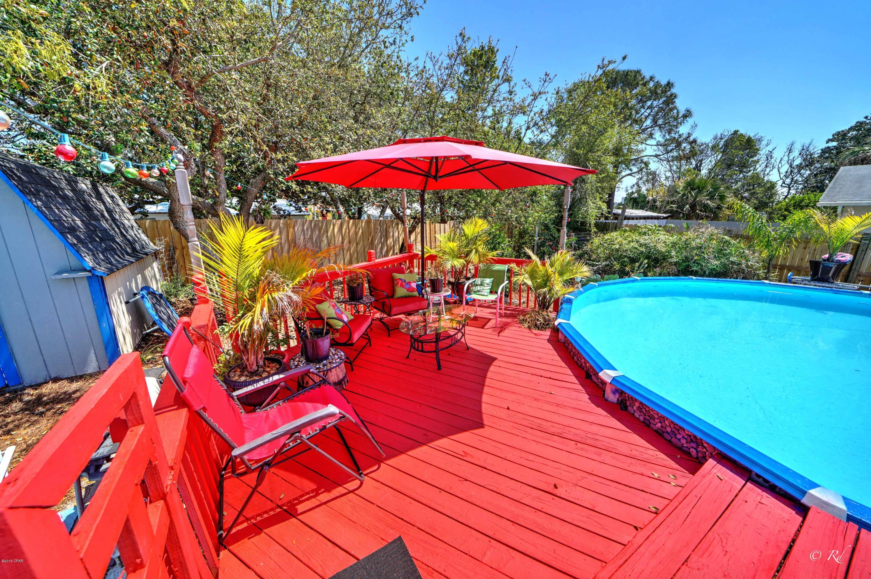 Hutchison's 1st To Bahama Bch - Residential