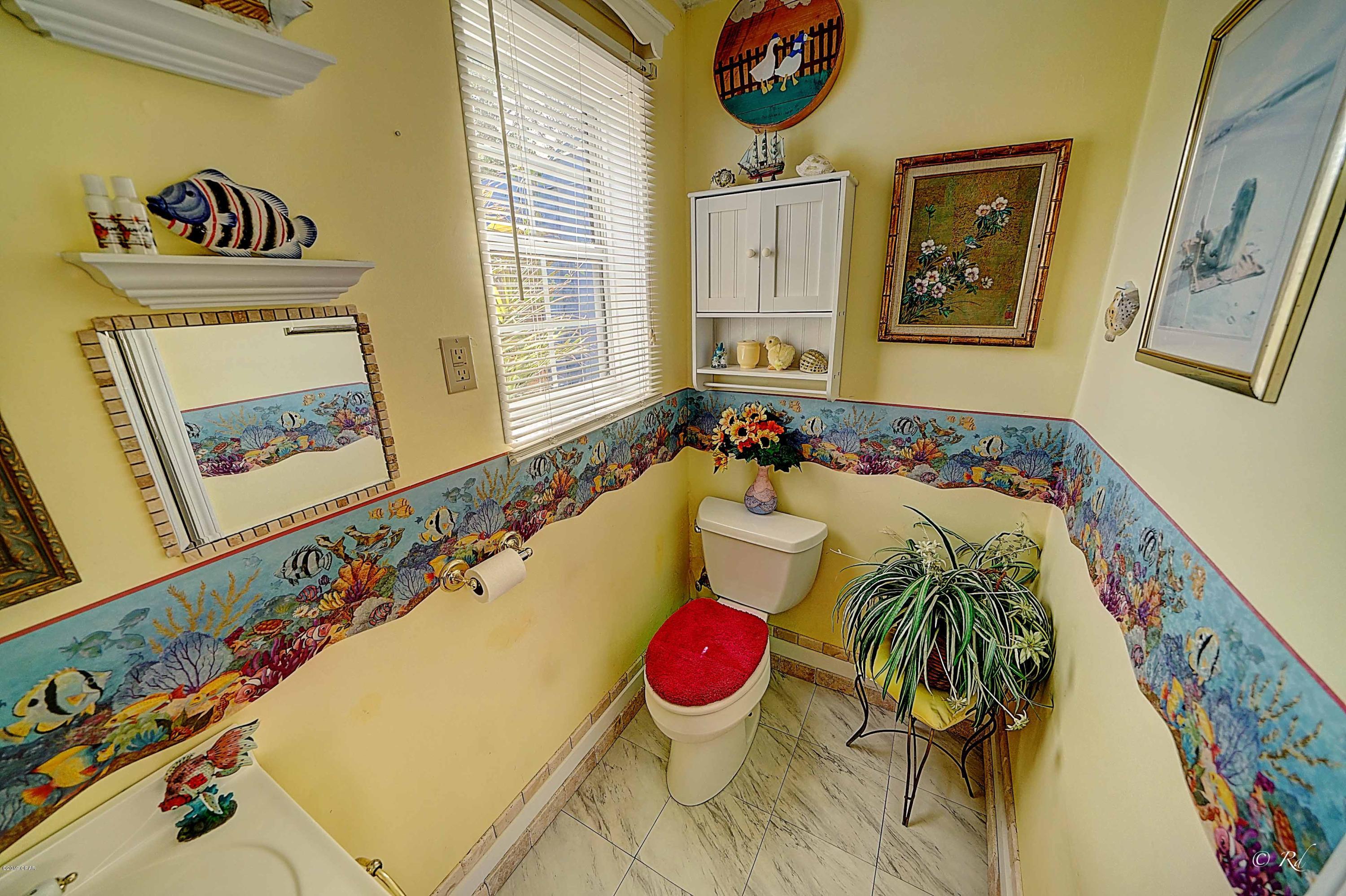 Hutchison's 1st To Bahama Bch - Residential