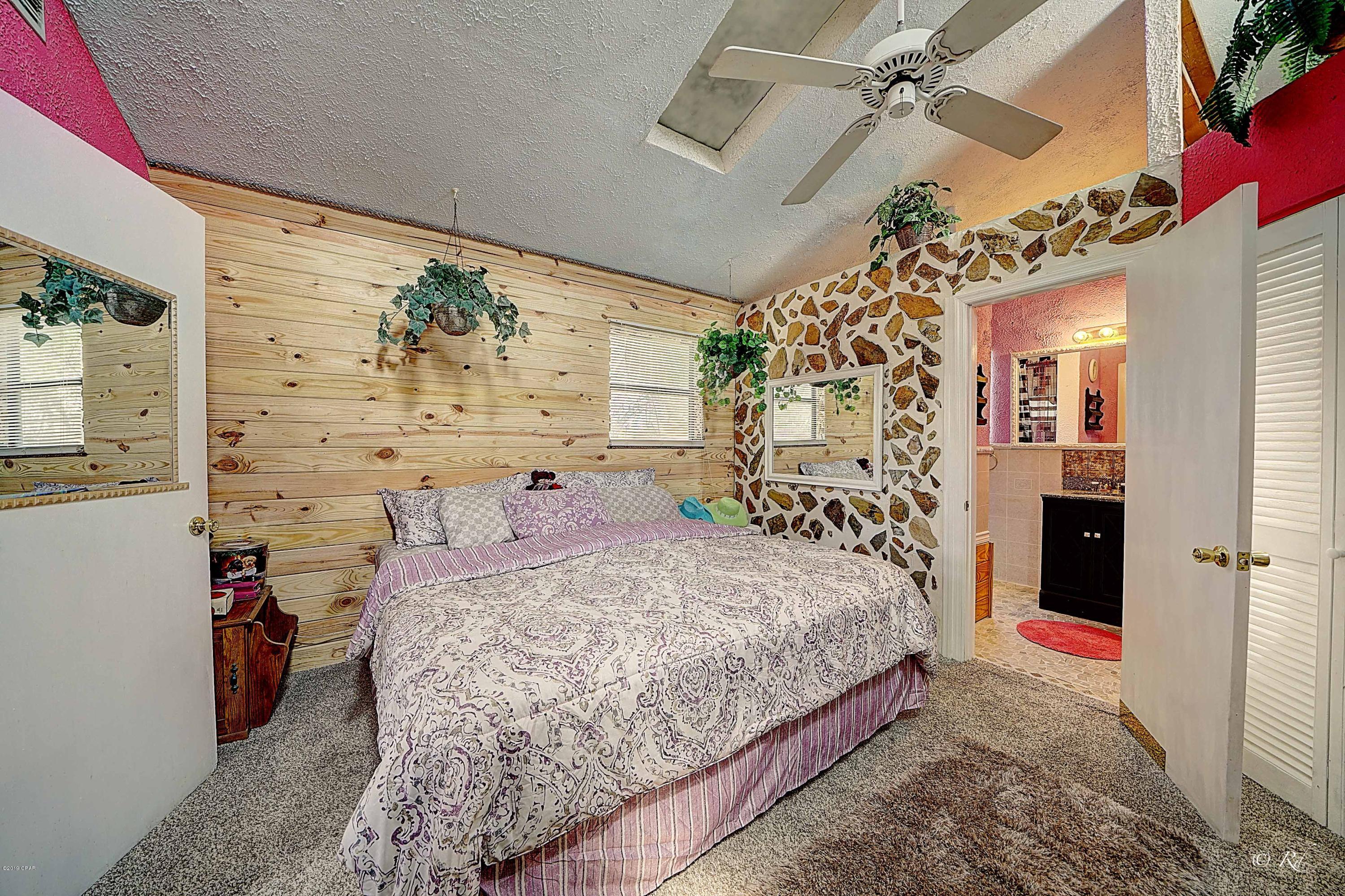 Hutchison's 1st To Bahama Bch - Residential