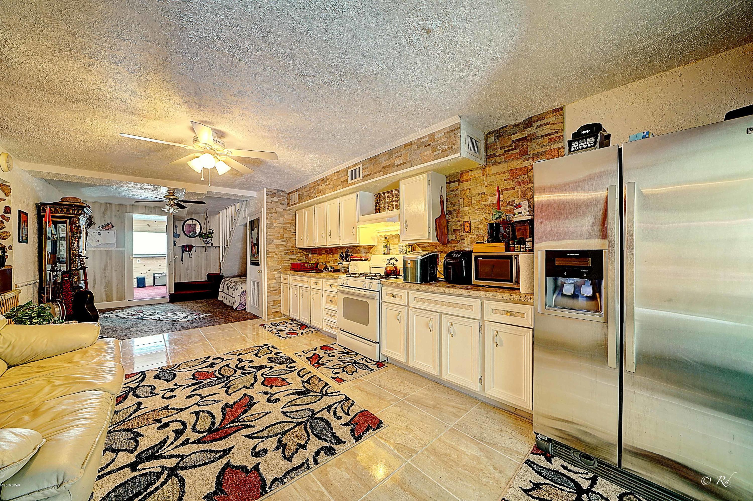 Hutchison's 1st To Bahama Bch - Residential