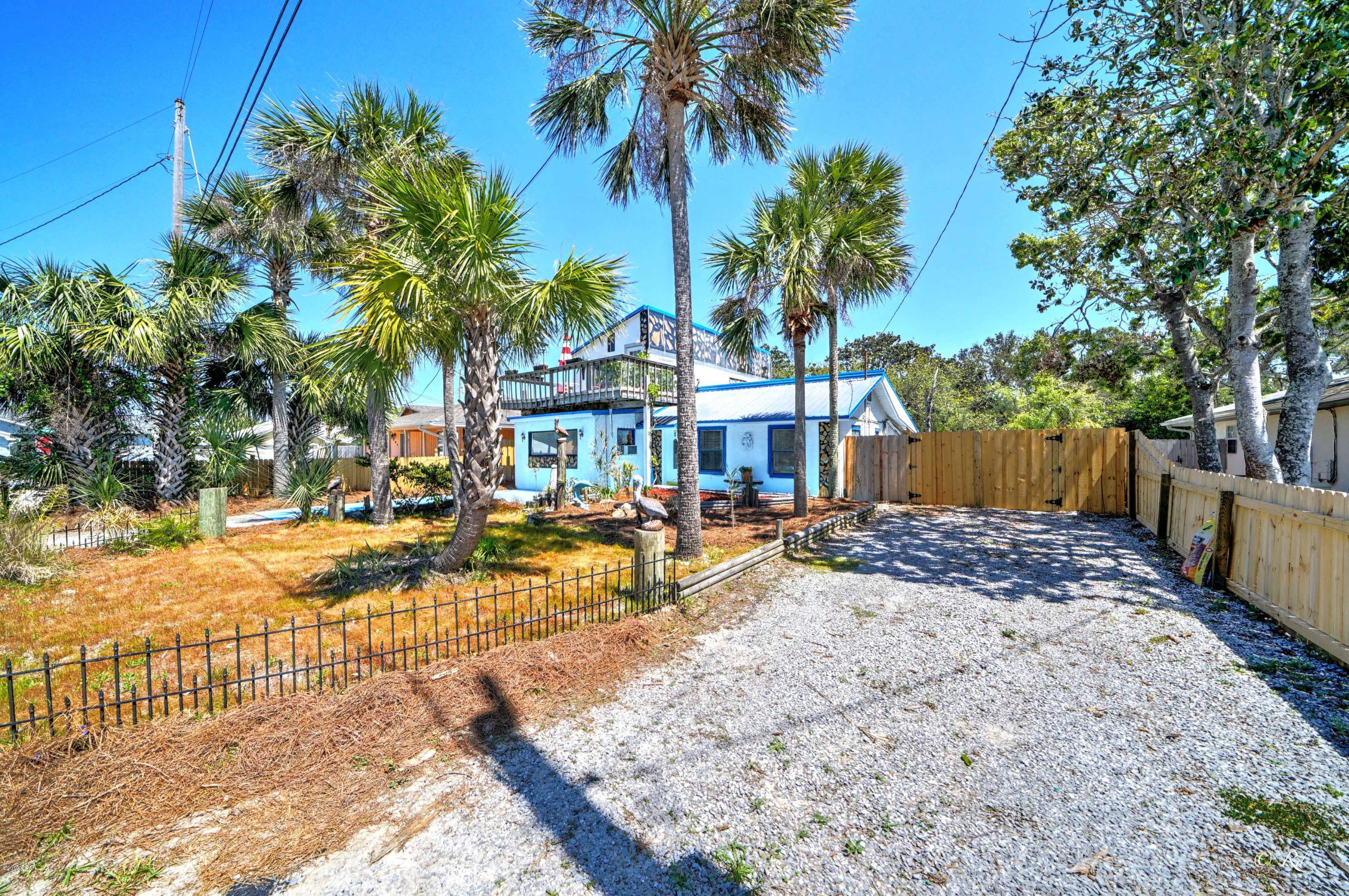 Hutchison's 1st To Bahama Bch - Residential