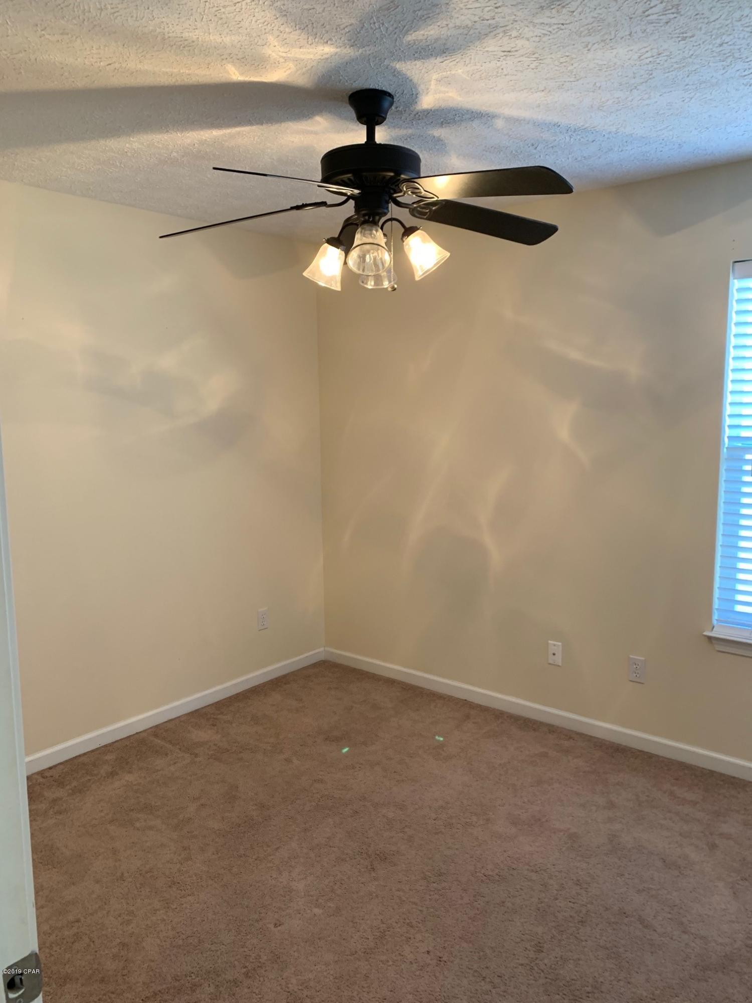 Palm Cove Phase II - Residential Lease