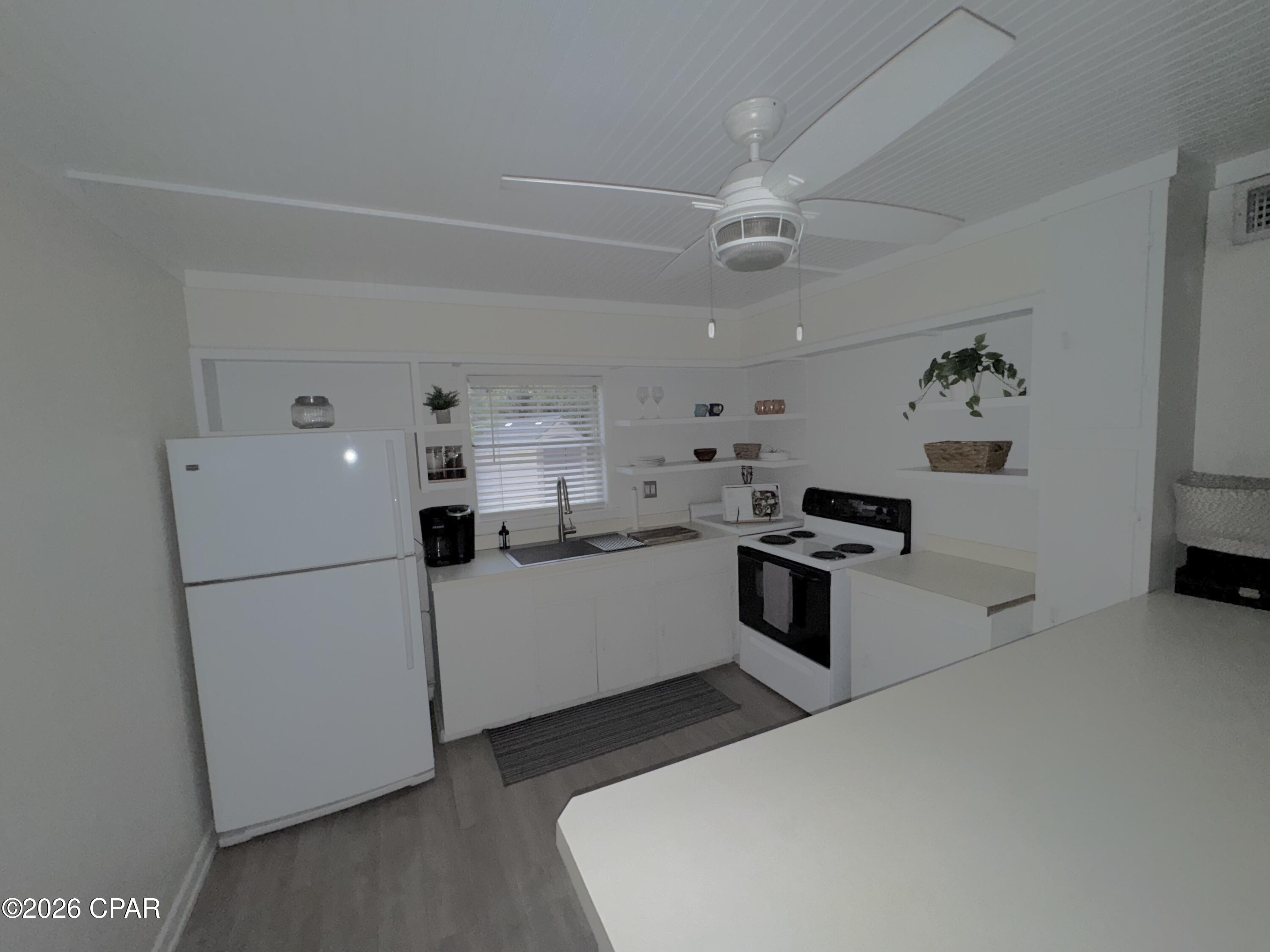 Blue Mountain Beach - Residential Lease