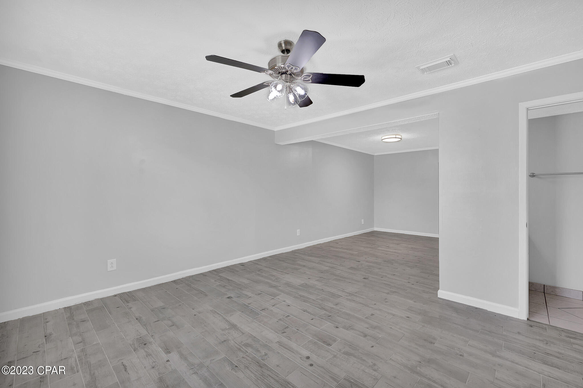 Venetian Villa 1st Add Replat - Residential