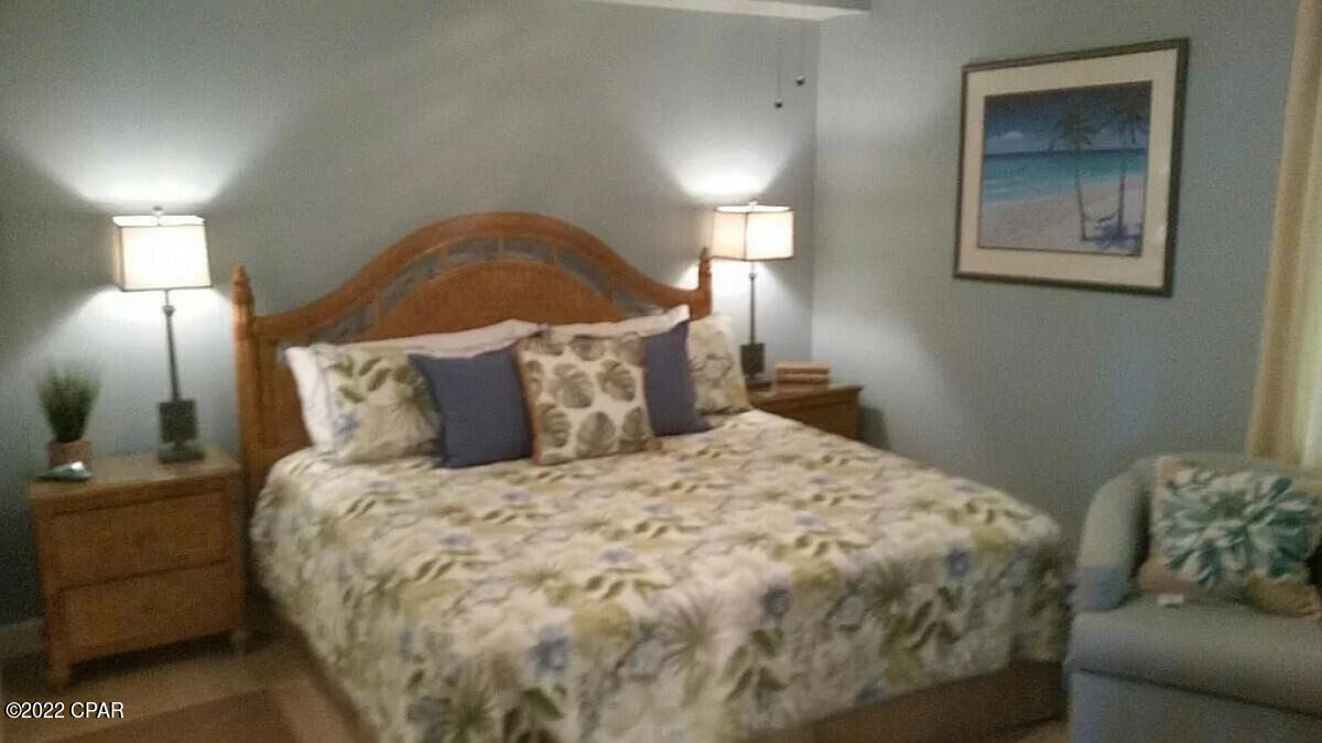 Grande Surf Club Condo - Residential