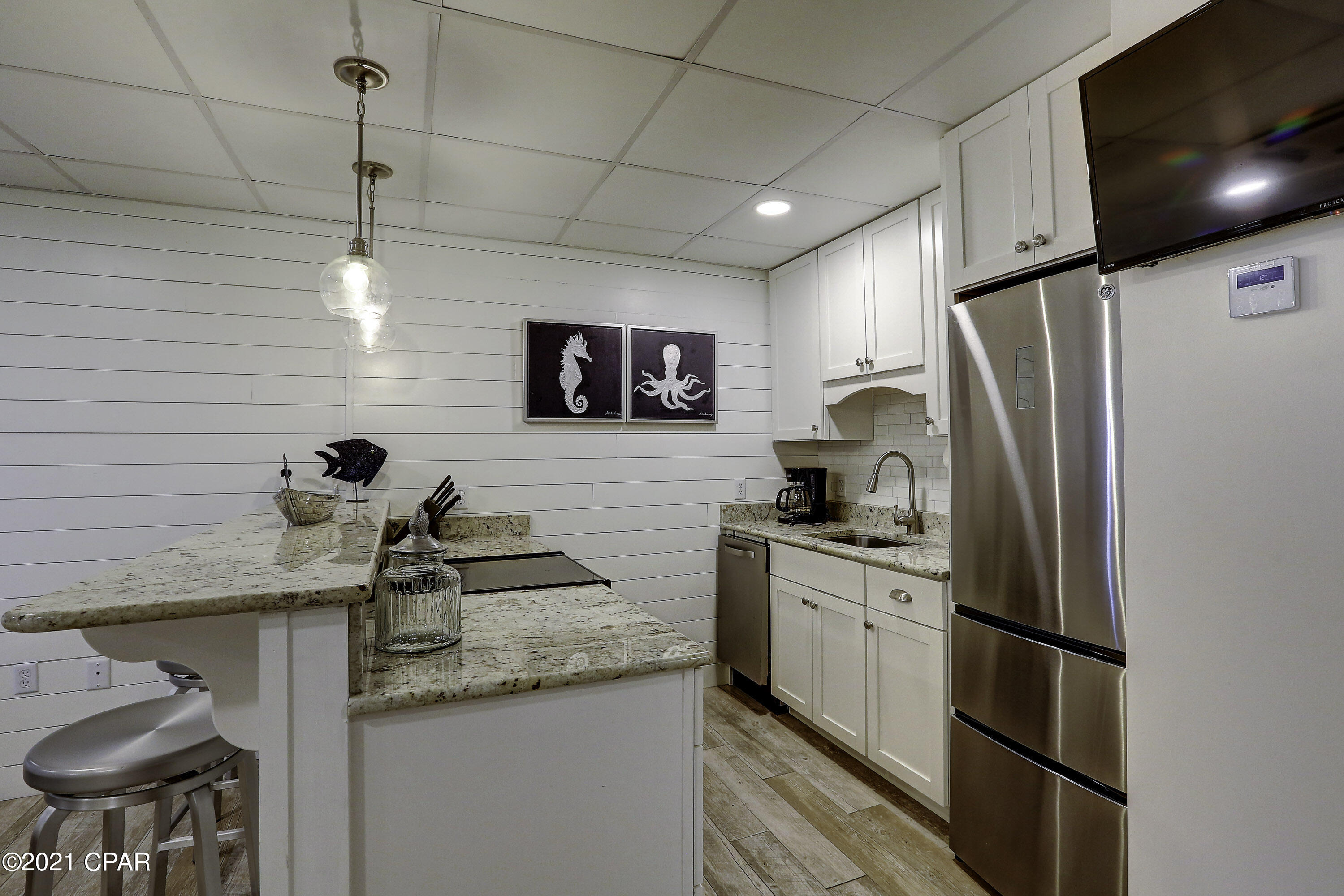 Continental Condos - Residential