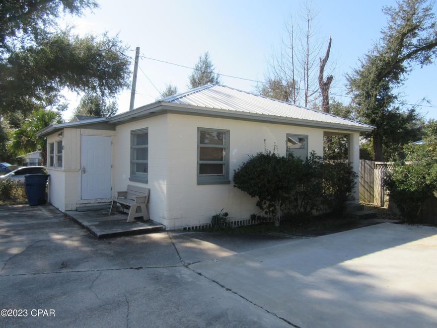 1bedroom 1 Bath Bungalow in Historic St Andrews, water/sewer is included. Private entrance with off street parking, hardwood and tile throughout. Washer/Dryer hookups, ceiling fans with window unit for heating and cooling. All property sizes and ages are approximate, please measure and/or verify if important.

School assignments are subject to change, please check with Bay County for most accurate information.

Deposit is the same as the rent. Pets allowed with owner approval and NON REFUNDABLE pet fee applies per pet. Breed restrictions apply.