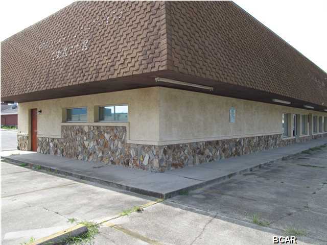 No Named Subdivision - Commercial Lease