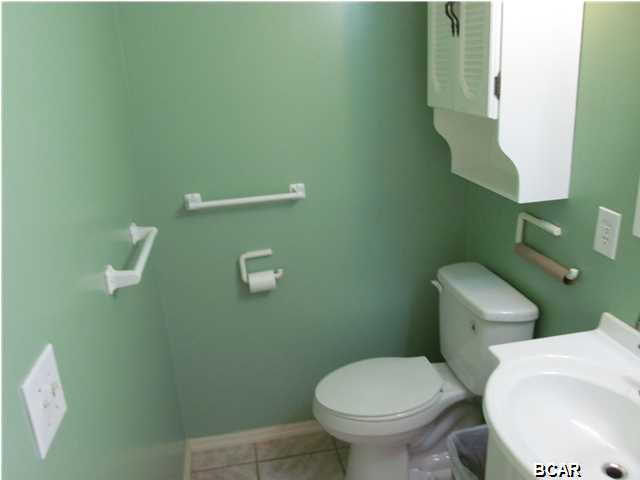 No Named Subdivision - Commercial Lease