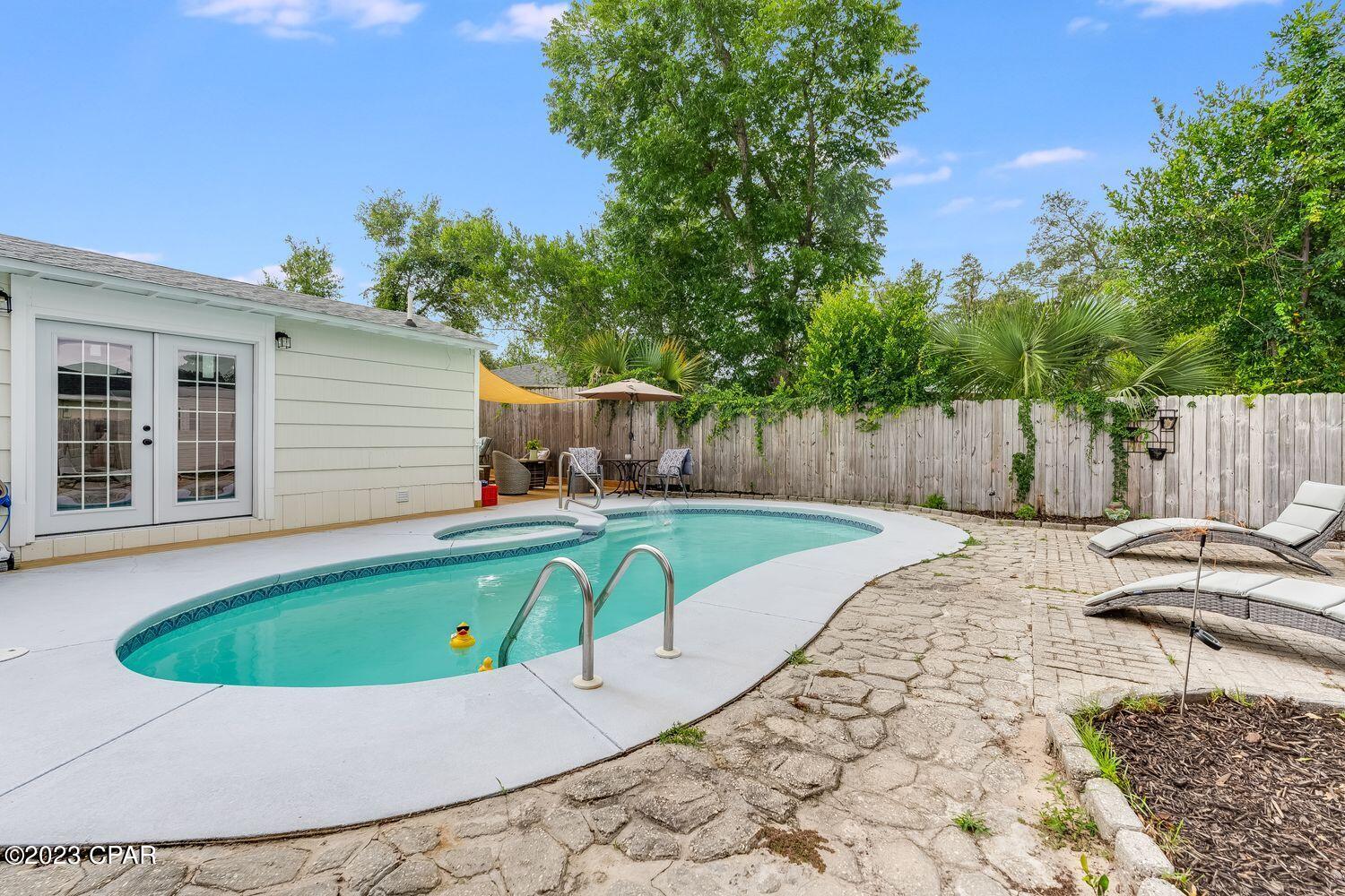 Cove Terrace - Residential