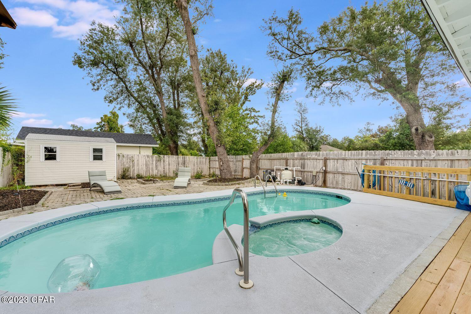 Cove Terrace - Residential