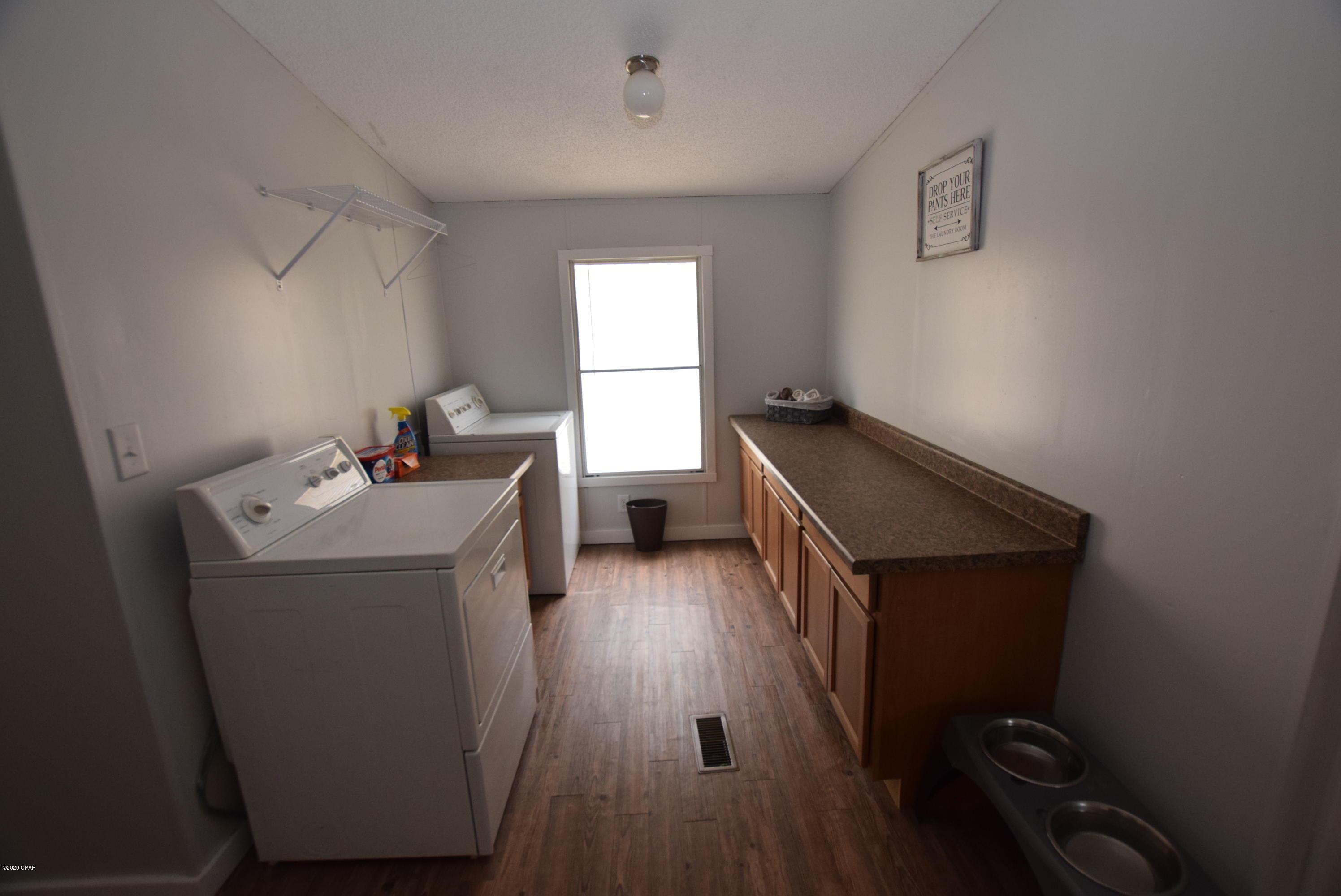 White Western Springs Unit 1 - Residential