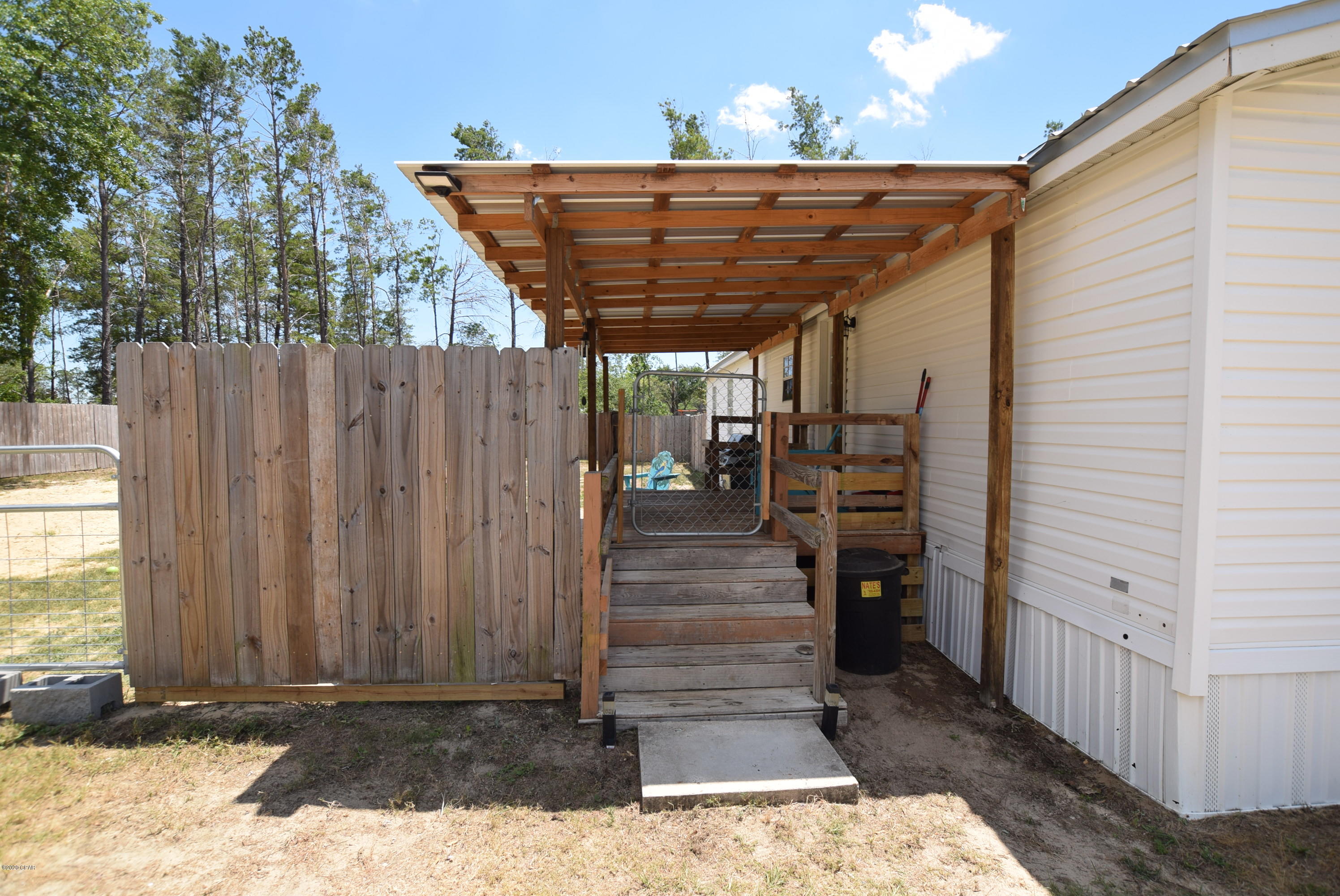 White Western Springs Unit 1 - Residential