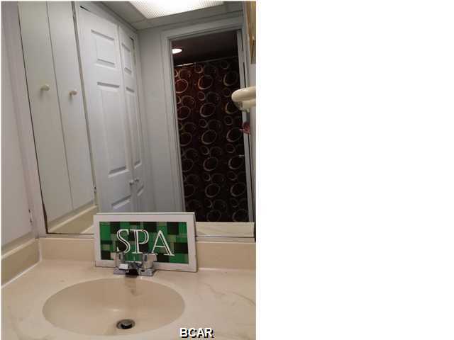 Fontainebleau Terrace - Residential