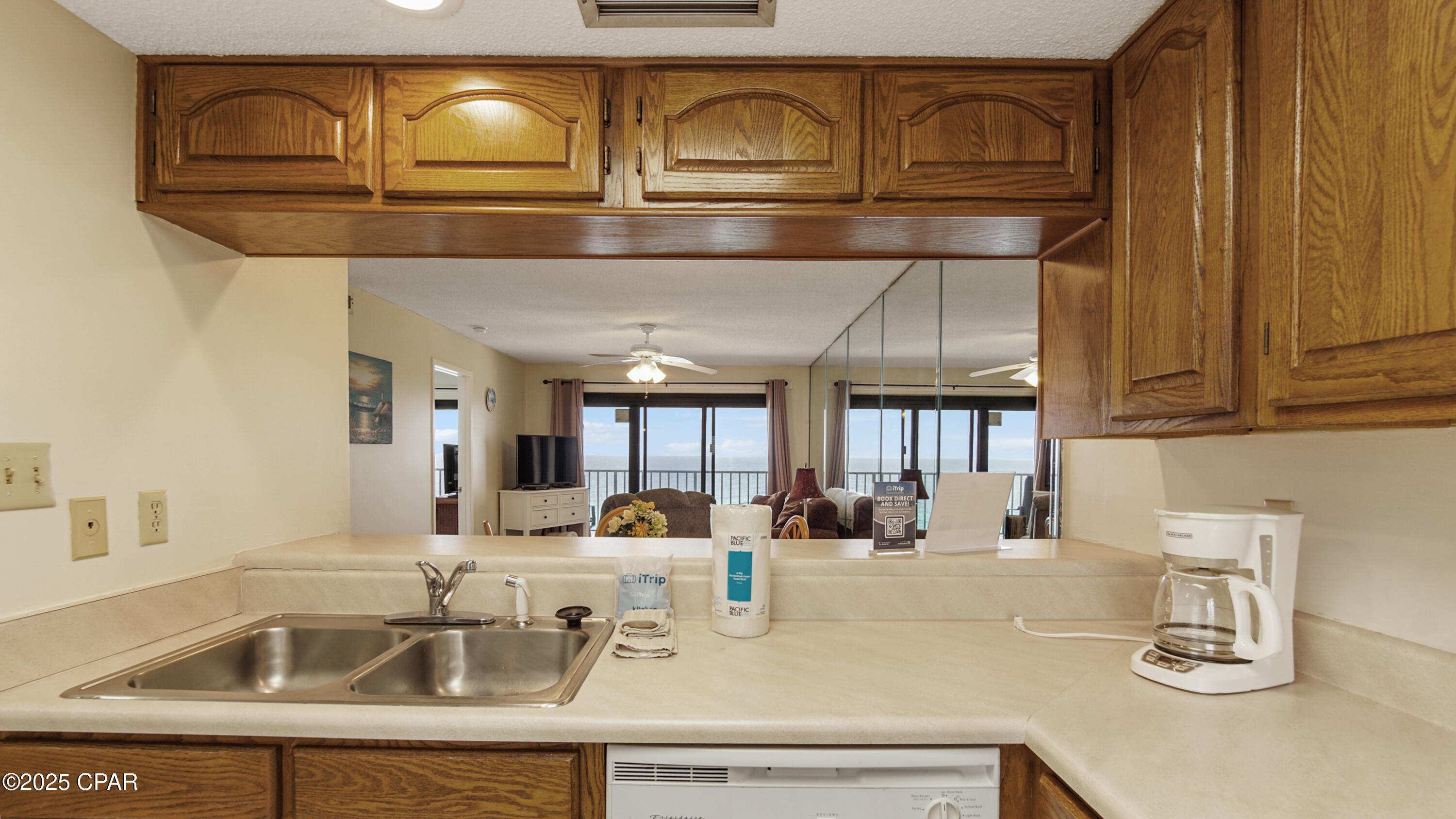 The Commodore - Residential