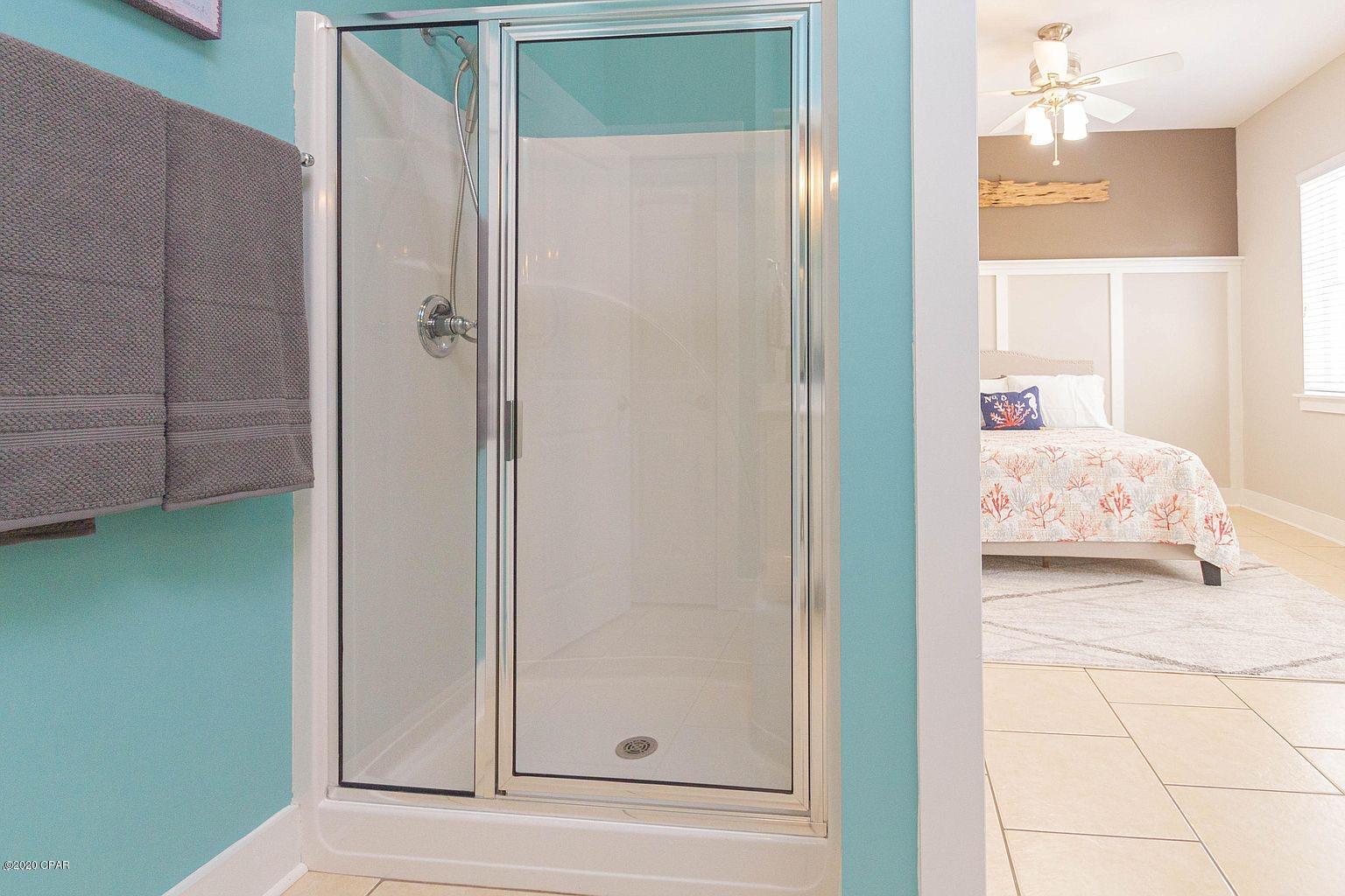 Laguna Beach Estates 7th Add - Residential