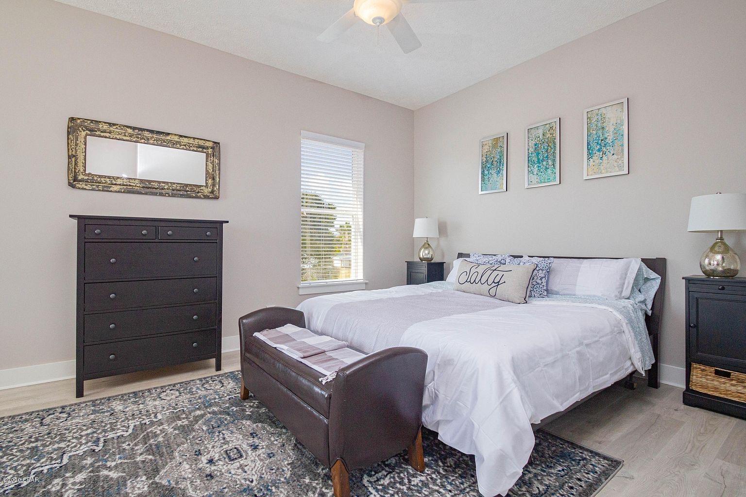 Laguna Beach Estates 7th Add - Residential