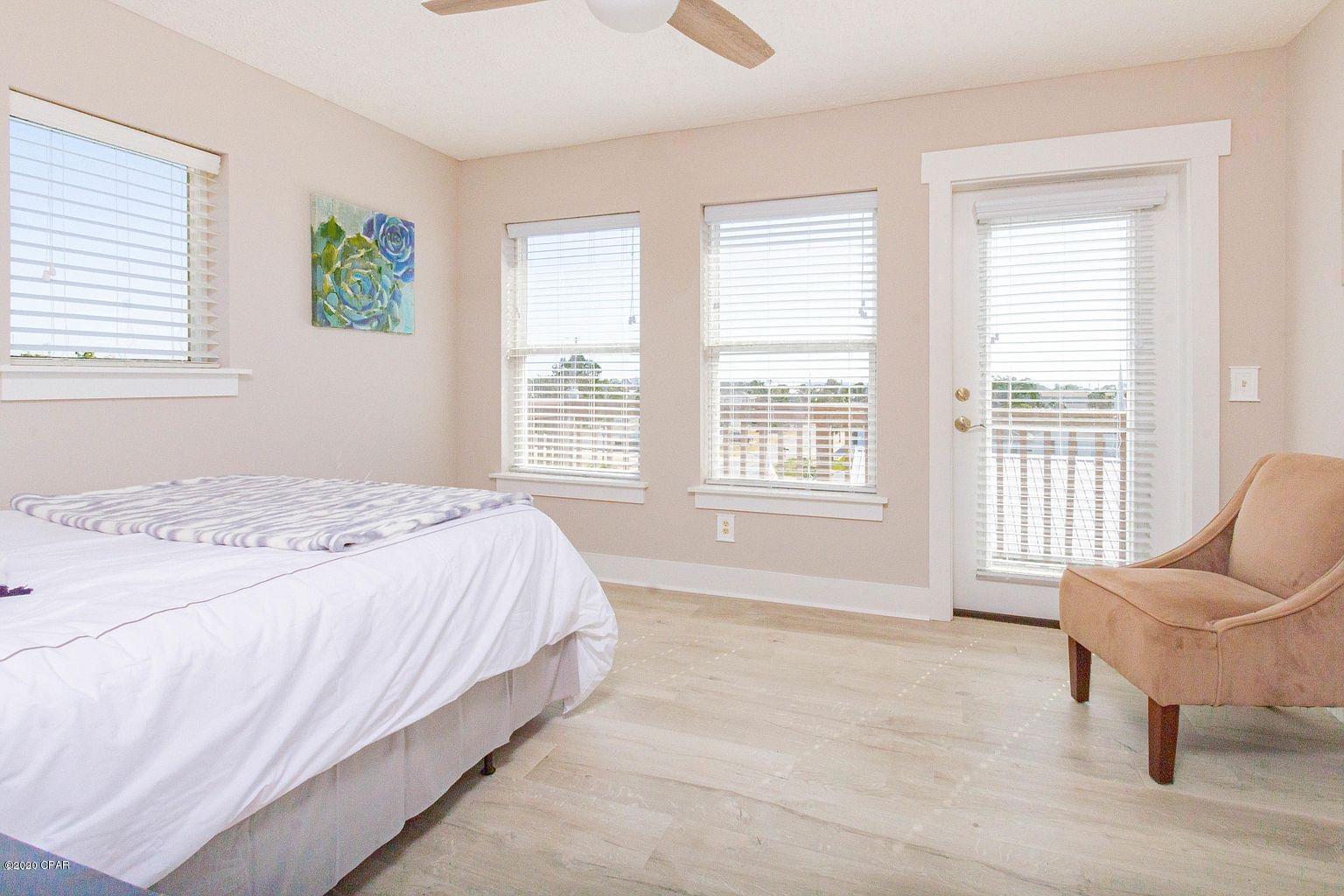 Laguna Beach Estates 7th Add - Residential