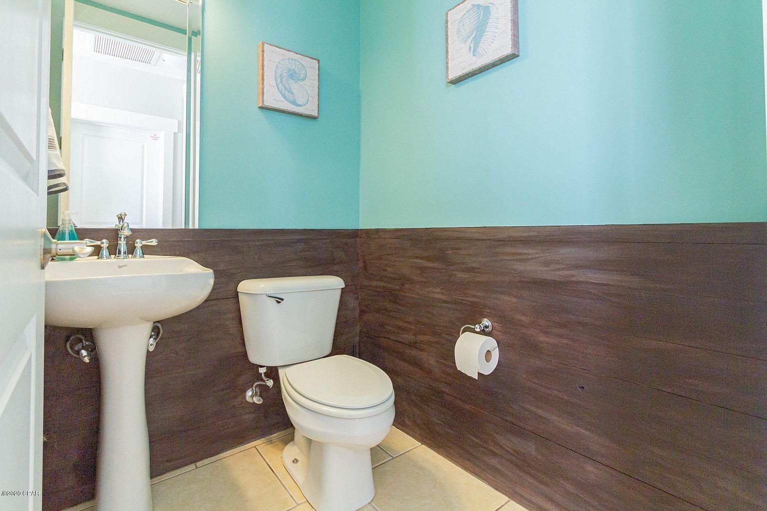 Laguna Beach Estates 7th Add - Residential