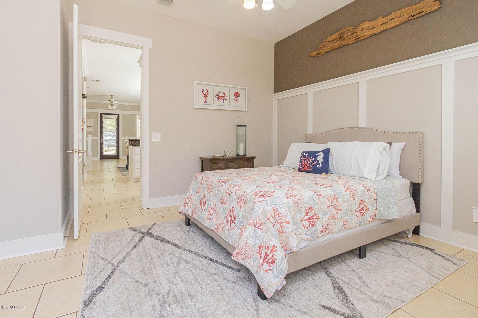 Laguna Beach Estates 7th Add - Residential