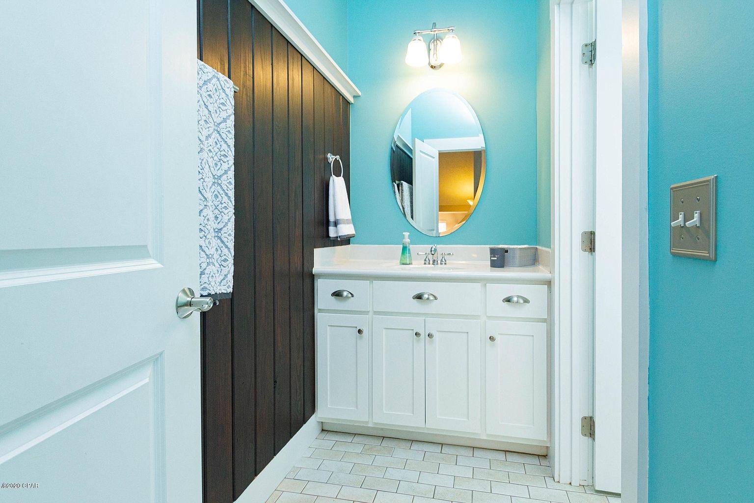 Laguna Beach Estates 7th Add - Residential