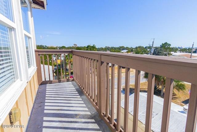 Laguna Beach Estates 7th Add - Residential