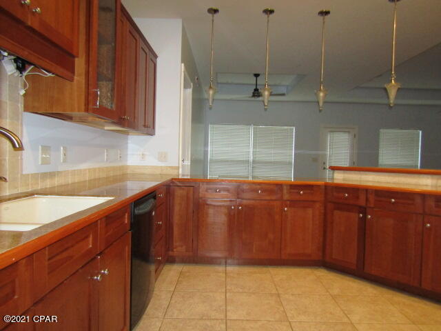 Colony Club Hrbr Ph 1 - Residential Lease